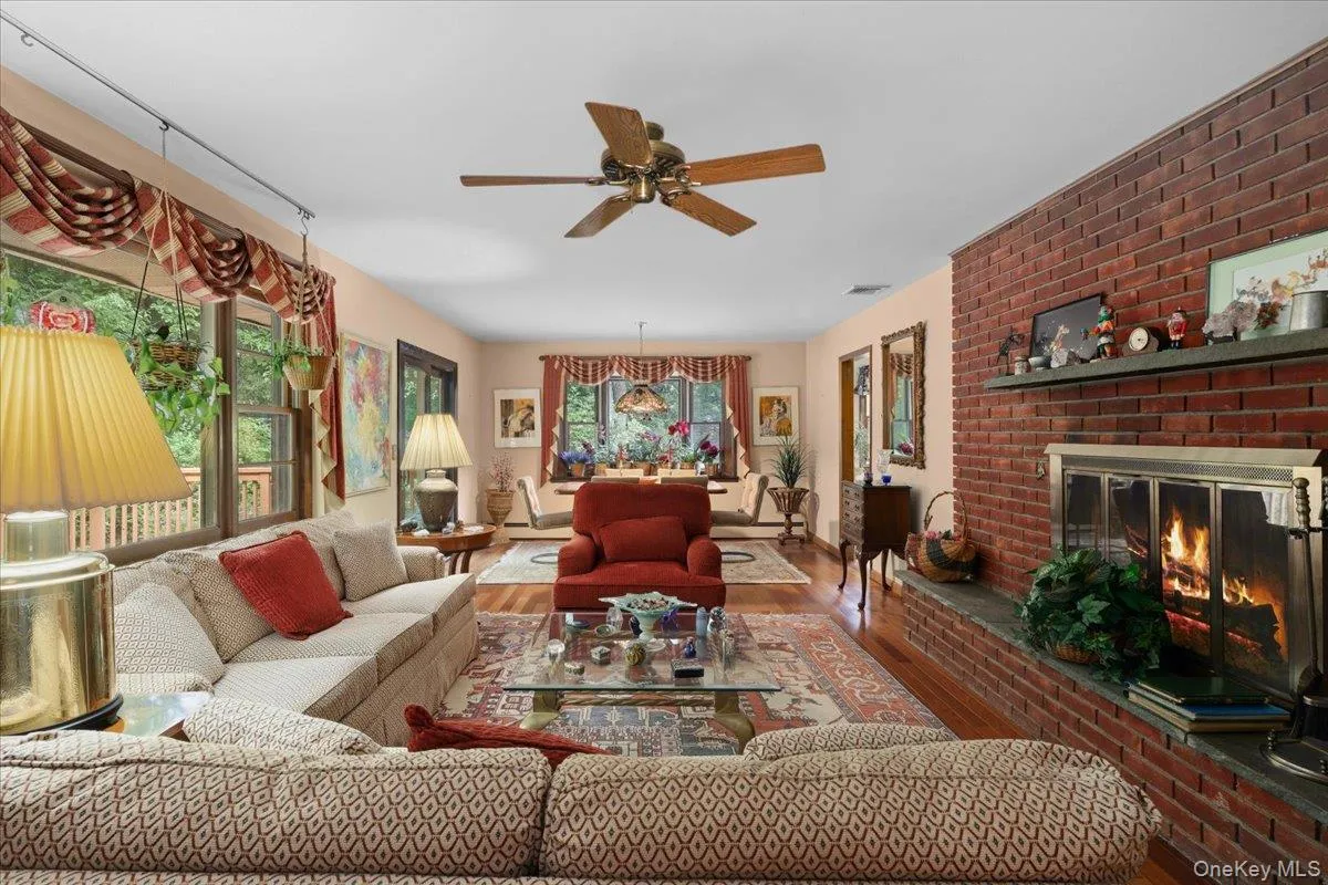 17 Galloway Lane, Cortlandt, NY, 3 Bedrooms Bedrooms, 8 Rooms Rooms,2 BathroomsBathrooms,Residential,For Rent,Galloway,0,1004124 17 Galloway Lane, Cortlandt, NY, 3 Bedrooms Bedrooms, 8 Rooms Rooms,2 BathroomsBathrooms,Residential,For Rent,Galloway,0,1004124