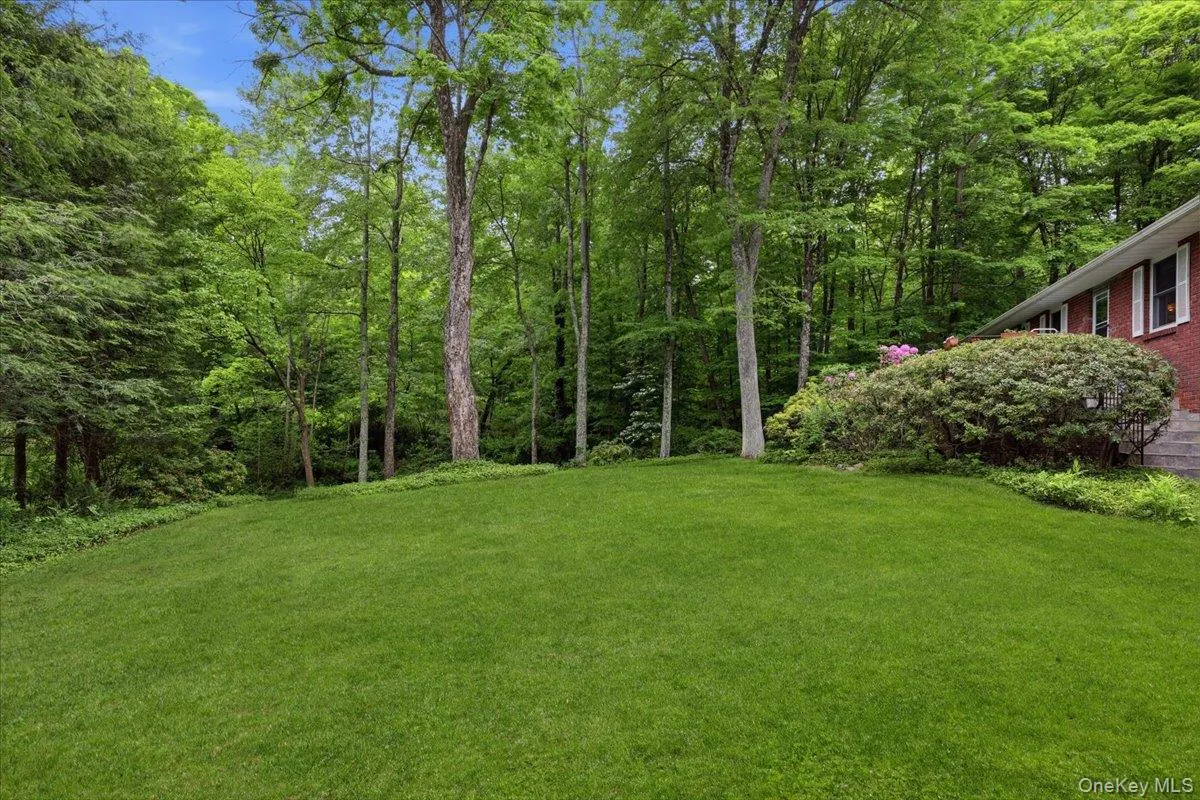 17 Galloway Lane, Cortlandt, NY, 3 Bedrooms Bedrooms, 8 Rooms Rooms,2 BathroomsBathrooms,Residential,For Rent,Galloway,0,1004124 17 Galloway Lane, Cortlandt, NY, 3 Bedrooms Bedrooms, 8 Rooms Rooms,2 BathroomsBathrooms,Residential,For Rent,Galloway,0,1004124