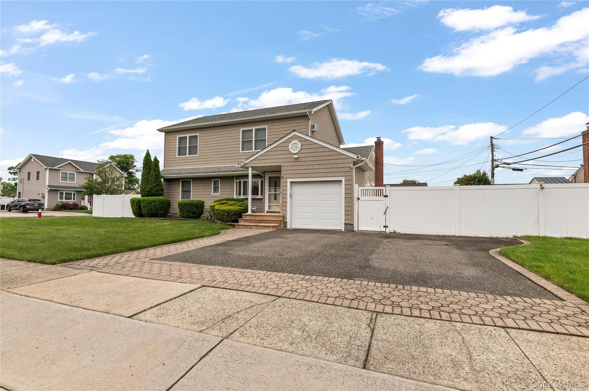 3 Cheshire Road, Oyster Bay, NY, 5 Bedrooms Bedrooms, 8 Rooms Rooms,3 BathroomsBathrooms,Residential,For Rent,Cheshire,0,1004128 3 Cheshire Road, Oyster Bay, NY, 5 Bedrooms Bedrooms, 8 Rooms Rooms,3 BathroomsBathrooms,Residential,For Rent,Cheshire,0,1004128