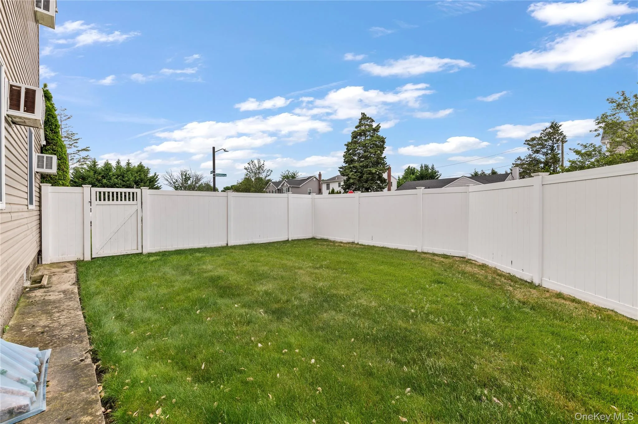 3 Cheshire Road, Oyster Bay, NY, 5 Bedrooms Bedrooms, 8 Rooms Rooms,3 BathroomsBathrooms,Residential,For Rent,Cheshire,0,1004128 3 Cheshire Road, Oyster Bay, NY, 5 Bedrooms Bedrooms, 8 Rooms Rooms,3 BathroomsBathrooms,Residential,For Rent,Cheshire,0,1004128