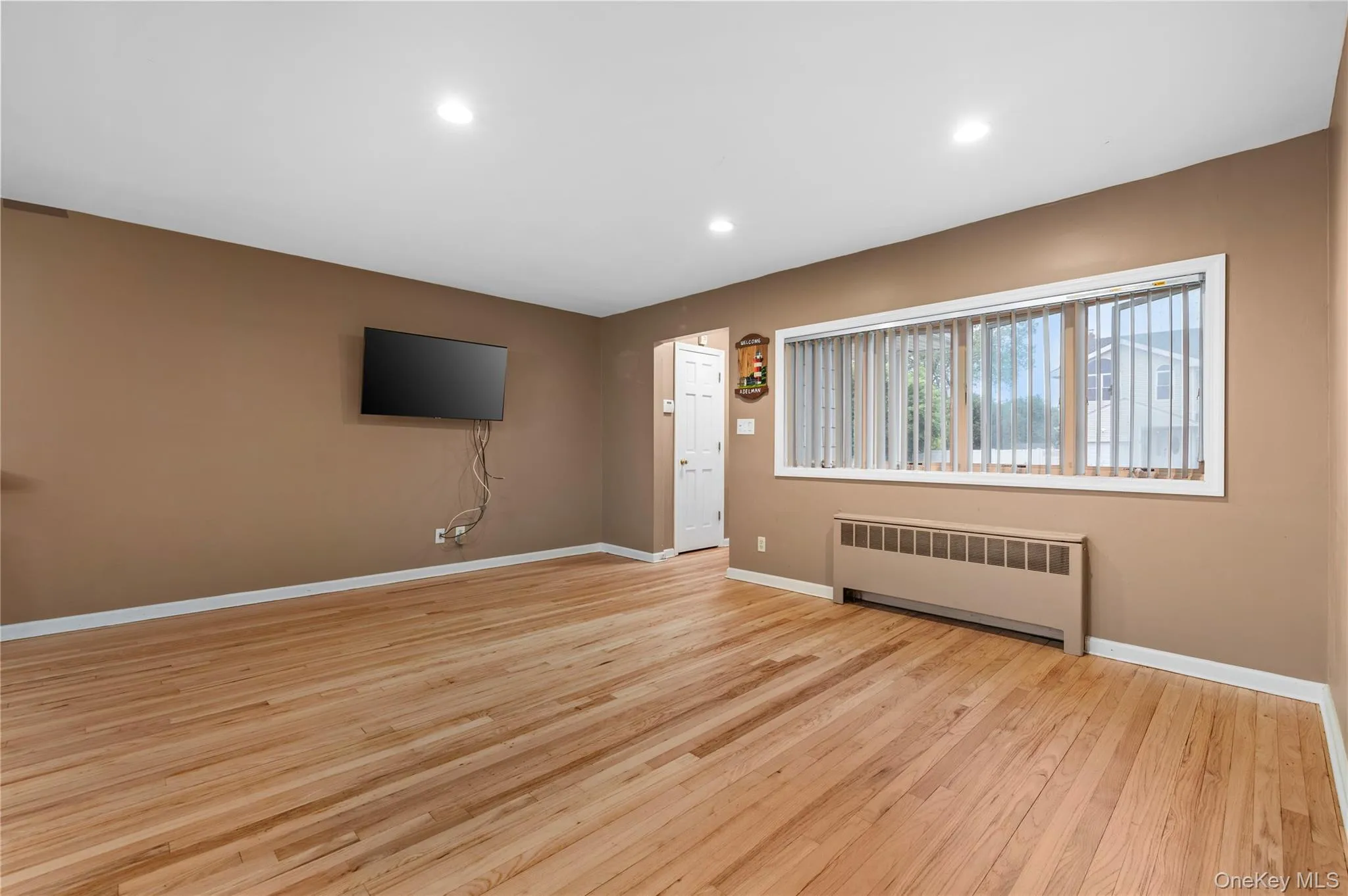 3 Cheshire Road, Oyster Bay, NY, 5 Bedrooms Bedrooms, 8 Rooms Rooms,3 BathroomsBathrooms,Residential,For Rent,Cheshire,0,1004128 3 Cheshire Road, Oyster Bay, NY, 5 Bedrooms Bedrooms, 8 Rooms Rooms,3 BathroomsBathrooms,Residential,For Rent,Cheshire,0,1004128