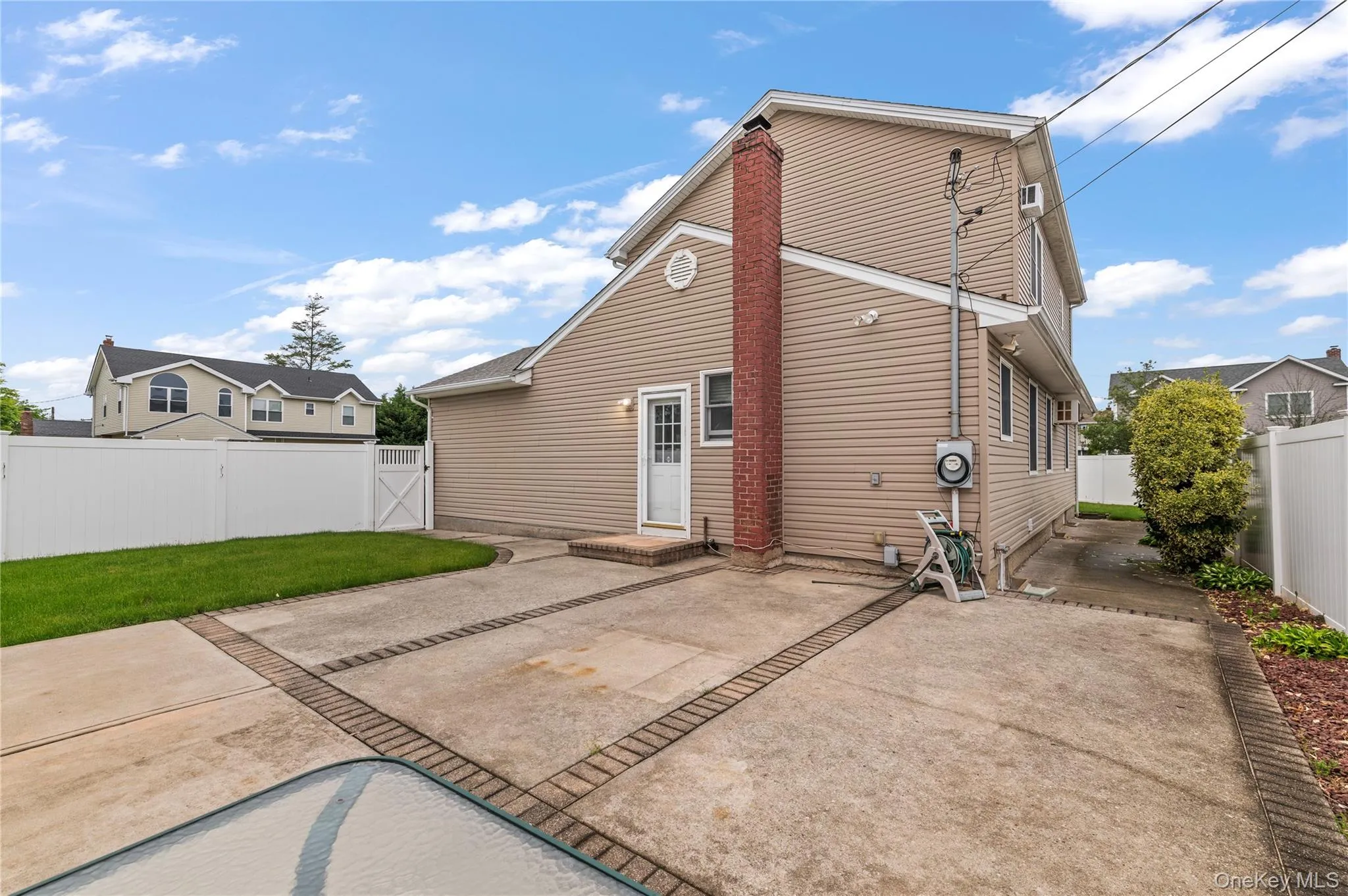 3 Cheshire Road, Oyster Bay, NY, 5 Bedrooms Bedrooms, 8 Rooms Rooms,3 BathroomsBathrooms,Residential,For Rent,Cheshire,0,1004128 3 Cheshire Road, Oyster Bay, NY, 5 Bedrooms Bedrooms, 8 Rooms Rooms,3 BathroomsBathrooms,Residential,For Rent,Cheshire,0,1004128