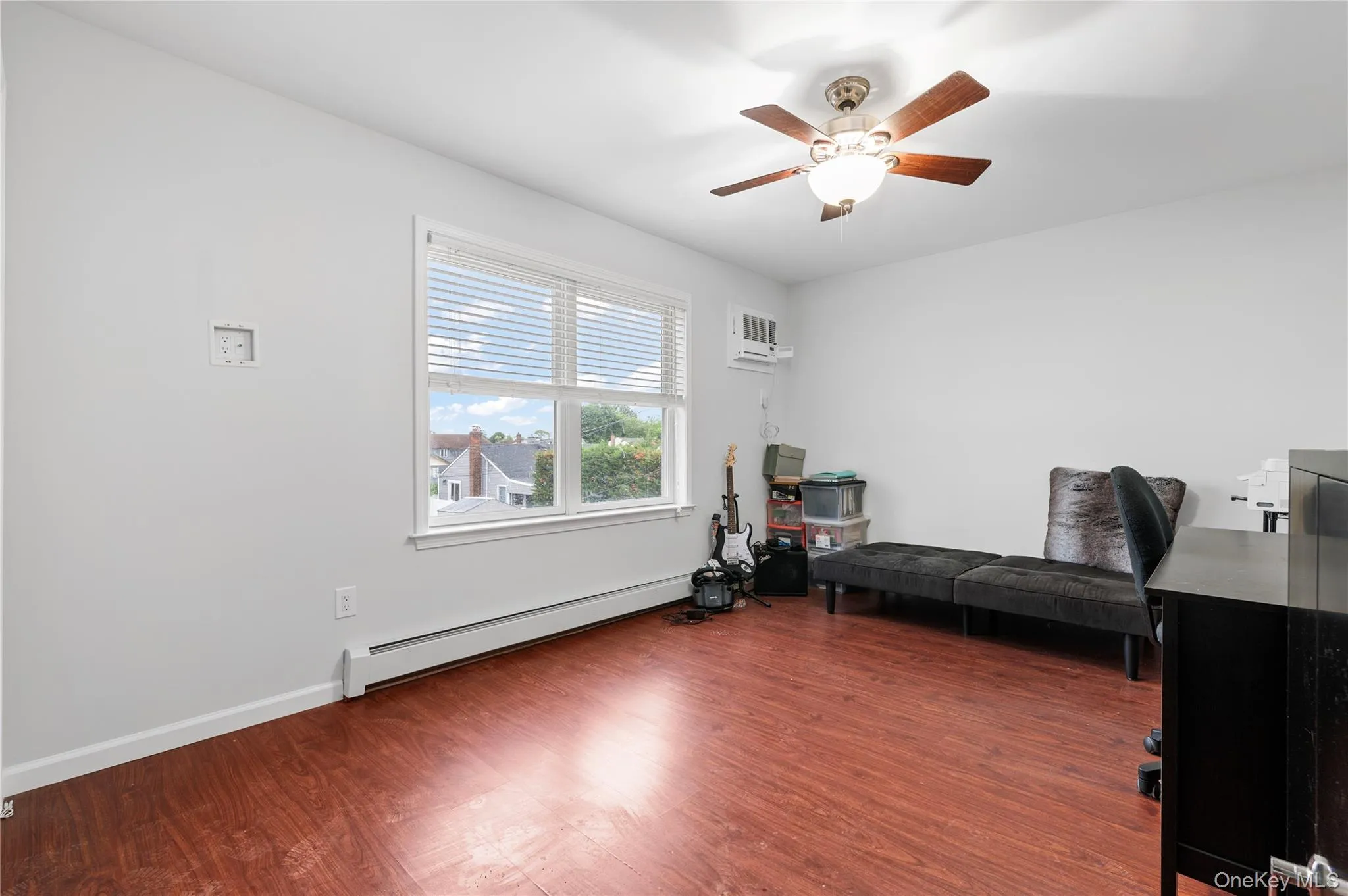 3 Cheshire Road, Oyster Bay, NY, 5 Bedrooms Bedrooms, 8 Rooms Rooms,3 BathroomsBathrooms,Residential,For Rent,Cheshire,0,1004128 3 Cheshire Road, Oyster Bay, NY, 5 Bedrooms Bedrooms, 8 Rooms Rooms,3 BathroomsBathrooms,Residential,For Rent,Cheshire,0,1004128