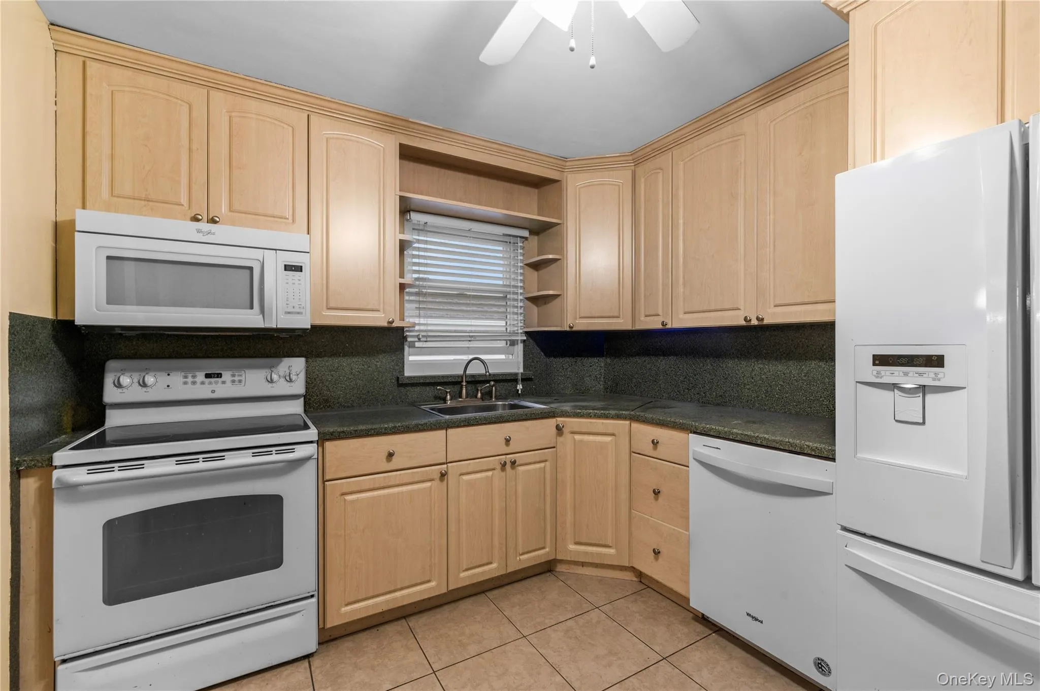 3 Cheshire Road, Oyster Bay, NY, 5 Bedrooms Bedrooms, 8 Rooms Rooms,3 BathroomsBathrooms,Residential,For Rent,Cheshire,0,1004128 3 Cheshire Road, Oyster Bay, NY, 5 Bedrooms Bedrooms, 8 Rooms Rooms,3 BathroomsBathrooms,Residential,For Rent,Cheshire,0,1004128