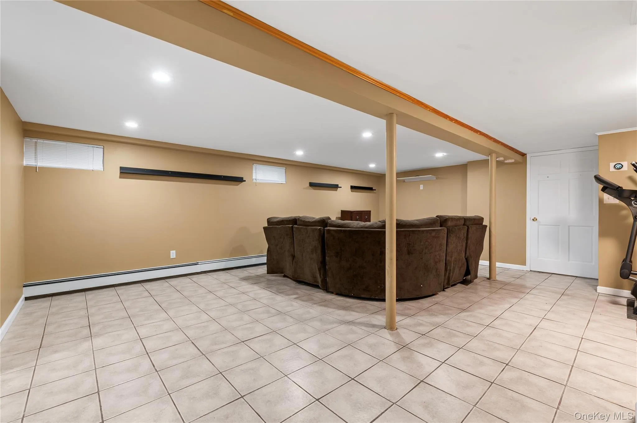 3 Cheshire Road, Oyster Bay, NY, 5 Bedrooms Bedrooms, 8 Rooms Rooms,3 BathroomsBathrooms,Residential,For Rent,Cheshire,0,1004128 3 Cheshire Road, Oyster Bay, NY, 5 Bedrooms Bedrooms, 8 Rooms Rooms,3 BathroomsBathrooms,Residential,For Rent,Cheshire,0,1004128