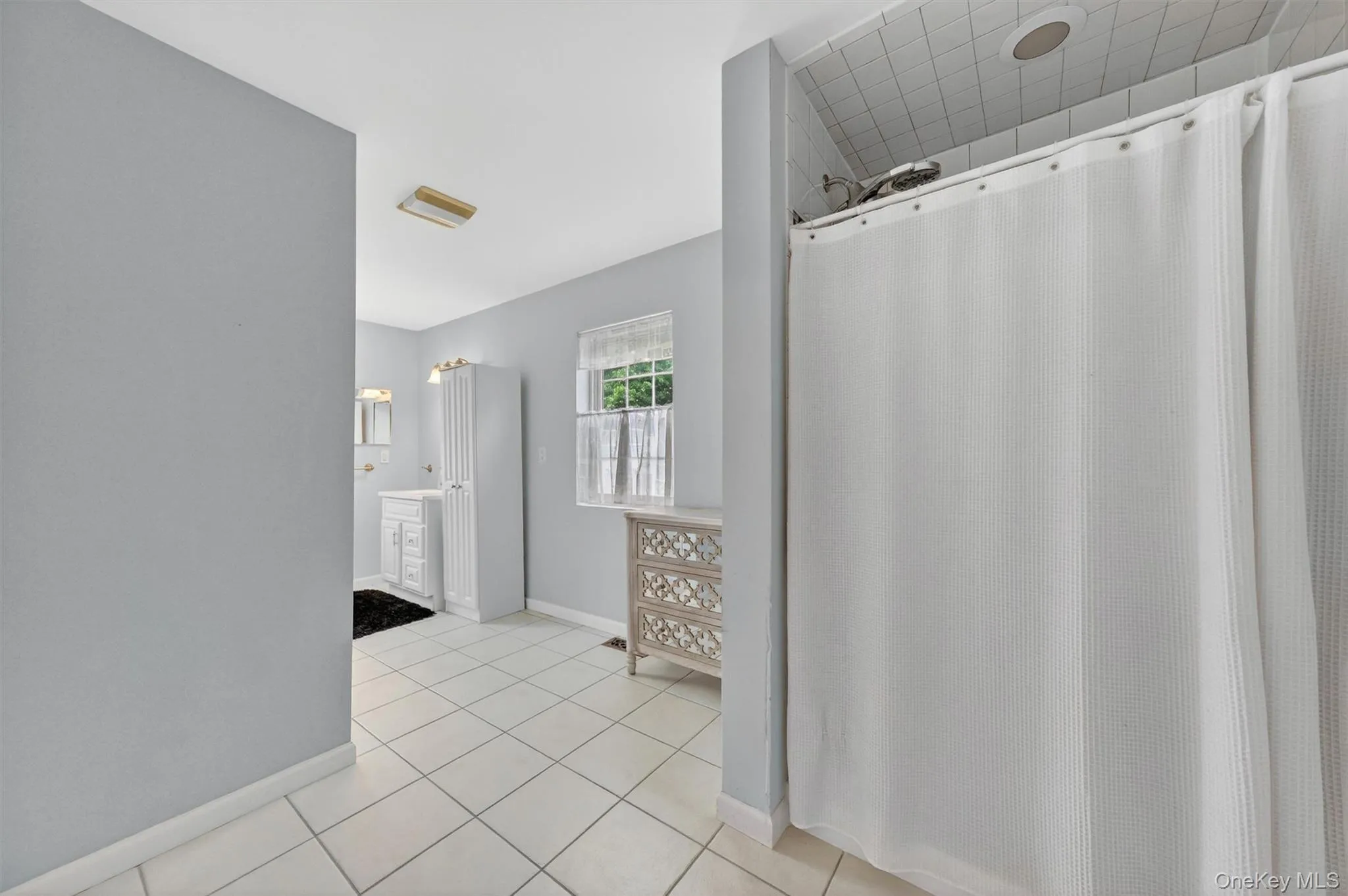 39 Goffredo Court, Middletown, NY, 3 Bedrooms Bedrooms, 8 Rooms Rooms,2 BathroomsBathrooms,Residential,For Rent,Goffredo,0,1004131 39 Goffredo Court, Middletown, NY, 3 Bedrooms Bedrooms, 8 Rooms Rooms,2 BathroomsBathrooms,Residential,For Rent,Goffredo,0,1004131