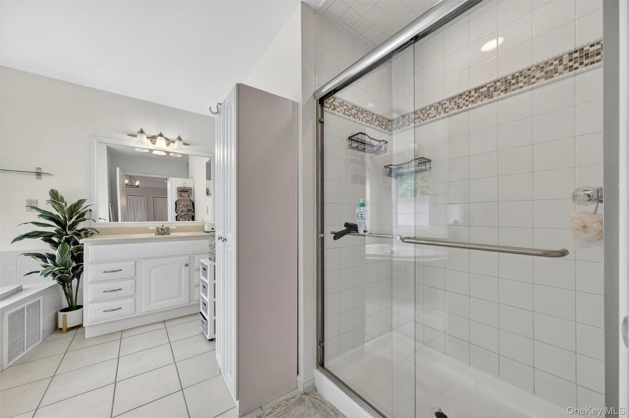 39 Goffredo Court, Middletown, NY, 3 Bedrooms Bedrooms, 8 Rooms Rooms,2 BathroomsBathrooms,Residential,For Rent,Goffredo,0,1004131 39 Goffredo Court, Middletown, NY, 3 Bedrooms Bedrooms, 8 Rooms Rooms,2 BathroomsBathrooms,Residential,For Rent,Goffredo,0,1004131