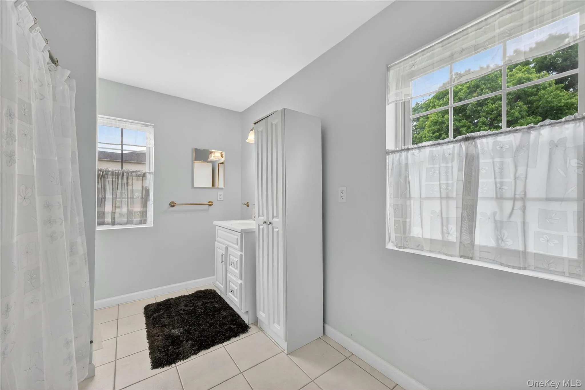 39 Goffredo Court, Middletown, NY, 3 Bedrooms Bedrooms, 8 Rooms Rooms,2 BathroomsBathrooms,Residential,For Rent,Goffredo,0,1004131 39 Goffredo Court, Middletown, NY, 3 Bedrooms Bedrooms, 8 Rooms Rooms,2 BathroomsBathrooms,Residential,For Rent,Goffredo,0,1004131