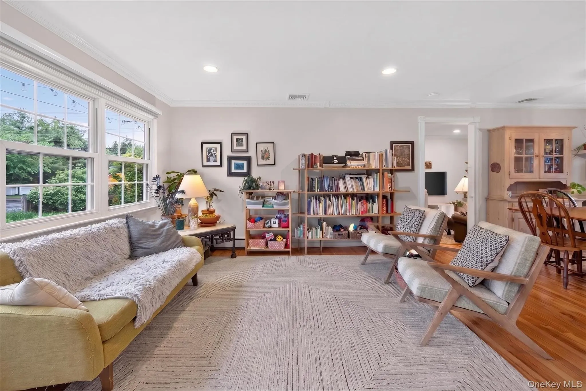 220 Grant Avenue, Smithtown, NY, 3 Bedrooms Bedrooms, 7 Rooms Rooms,2 BathroomsBathrooms,Residential,For Rent,Grant,0,1004135 220 Grant Avenue, Smithtown, NY, 3 Bedrooms Bedrooms, 7 Rooms Rooms,2 BathroomsBathrooms,Residential,For Rent,Grant,0,1004135