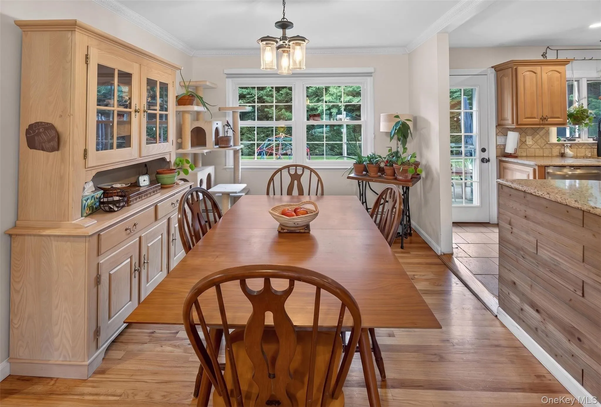 220 Grant Avenue, Smithtown, NY, 3 Bedrooms Bedrooms, 7 Rooms Rooms,2 BathroomsBathrooms,Residential,For Rent,Grant,0,1004135 220 Grant Avenue, Smithtown, NY, 3 Bedrooms Bedrooms, 7 Rooms Rooms,2 BathroomsBathrooms,Residential,For Rent,Grant,0,1004135