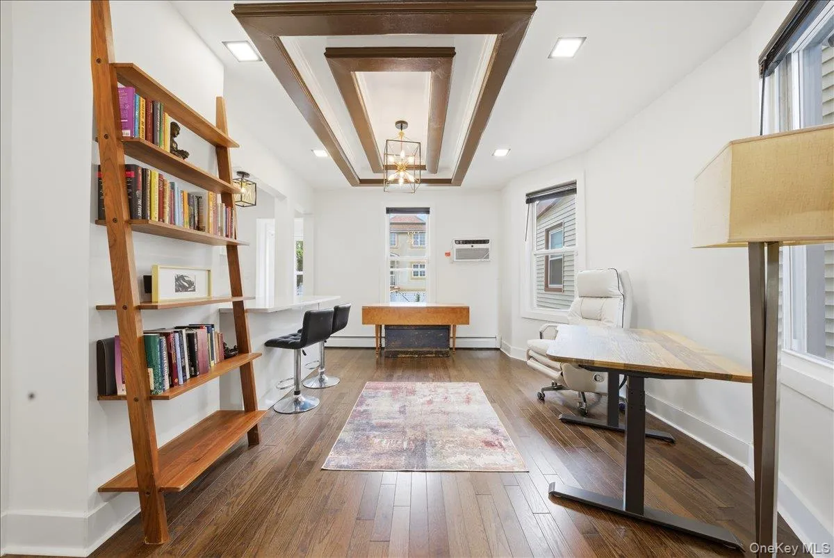 916 Clarence Avenue, New York, NY, 3 Bedrooms Bedrooms, 8 Rooms Rooms,3 BathroomsBathrooms,Residential,For Rent,Clarence,0,1004136 916 Clarence Avenue, New York, NY, 3 Bedrooms Bedrooms, 8 Rooms Rooms,3 BathroomsBathrooms,Residential,For Rent,Clarence,0,1004136