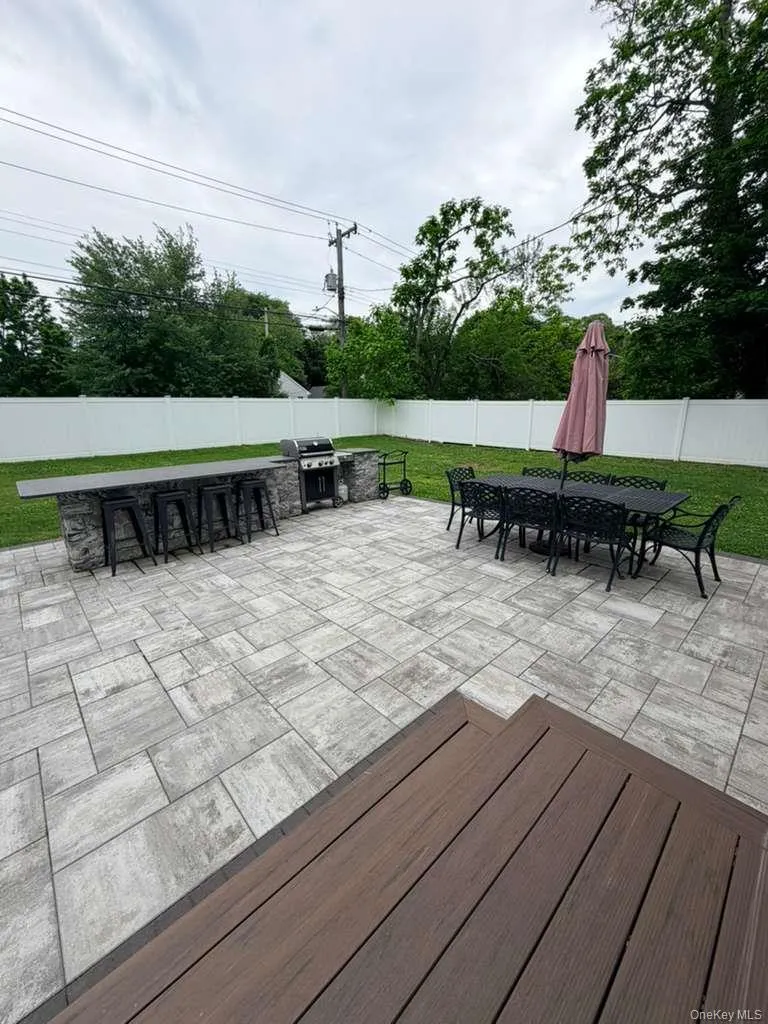 406 Two Rod Road, Brookhaven, NY, 4 Bedrooms Bedrooms, 10 Rooms Rooms,2 BathroomsBathrooms,Residential,For Rent,Two Rod,0,1004137 406 Two Rod Road, Brookhaven, NY, 4 Bedrooms Bedrooms, 10 Rooms Rooms,2 BathroomsBathrooms,Residential,For Rent,Two Rod,0,1004137