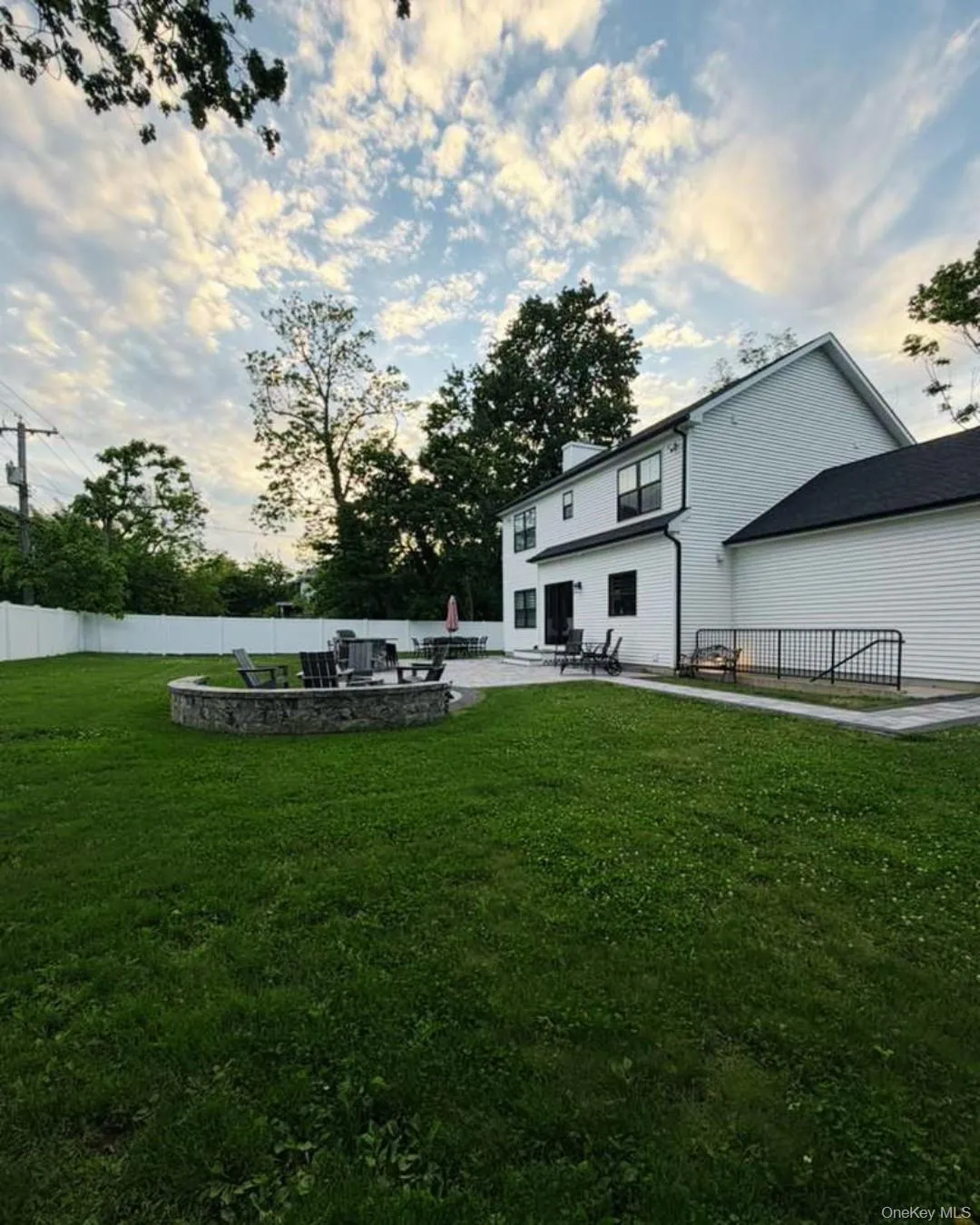 406 Two Rod Road, Brookhaven, NY, 4 Bedrooms Bedrooms, 10 Rooms Rooms,2 BathroomsBathrooms,Residential,For Rent,Two Rod,0,1004137 406 Two Rod Road, Brookhaven, NY, 4 Bedrooms Bedrooms, 10 Rooms Rooms,2 BathroomsBathrooms,Residential,For Rent,Two Rod,0,1004137