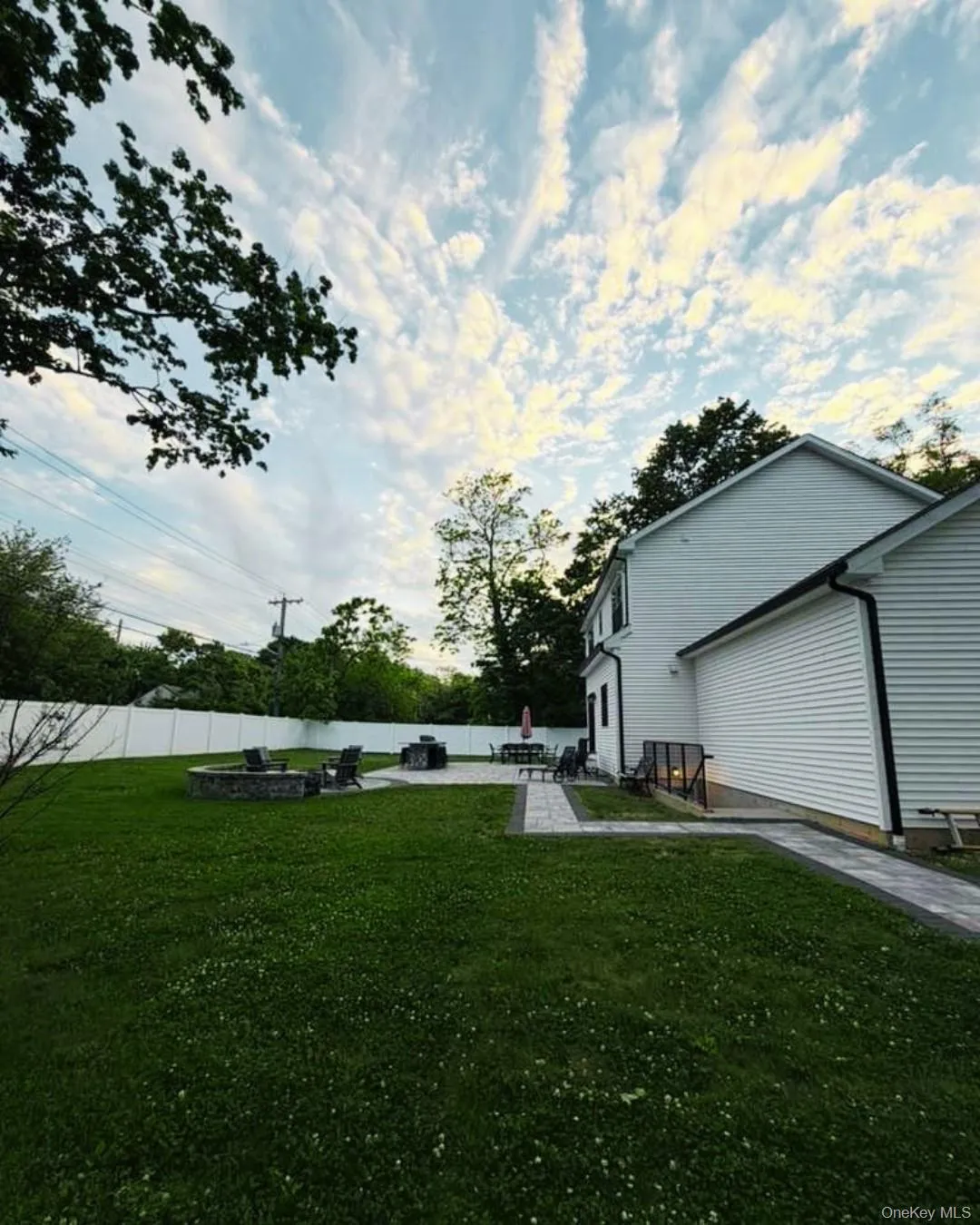 406 Two Rod Road, Brookhaven, NY, 4 Bedrooms Bedrooms, 10 Rooms Rooms,2 BathroomsBathrooms,Residential,For Rent,Two Rod,0,1004137 406 Two Rod Road, Brookhaven, NY, 4 Bedrooms Bedrooms, 10 Rooms Rooms,2 BathroomsBathrooms,Residential,For Rent,Two Rod,0,1004137