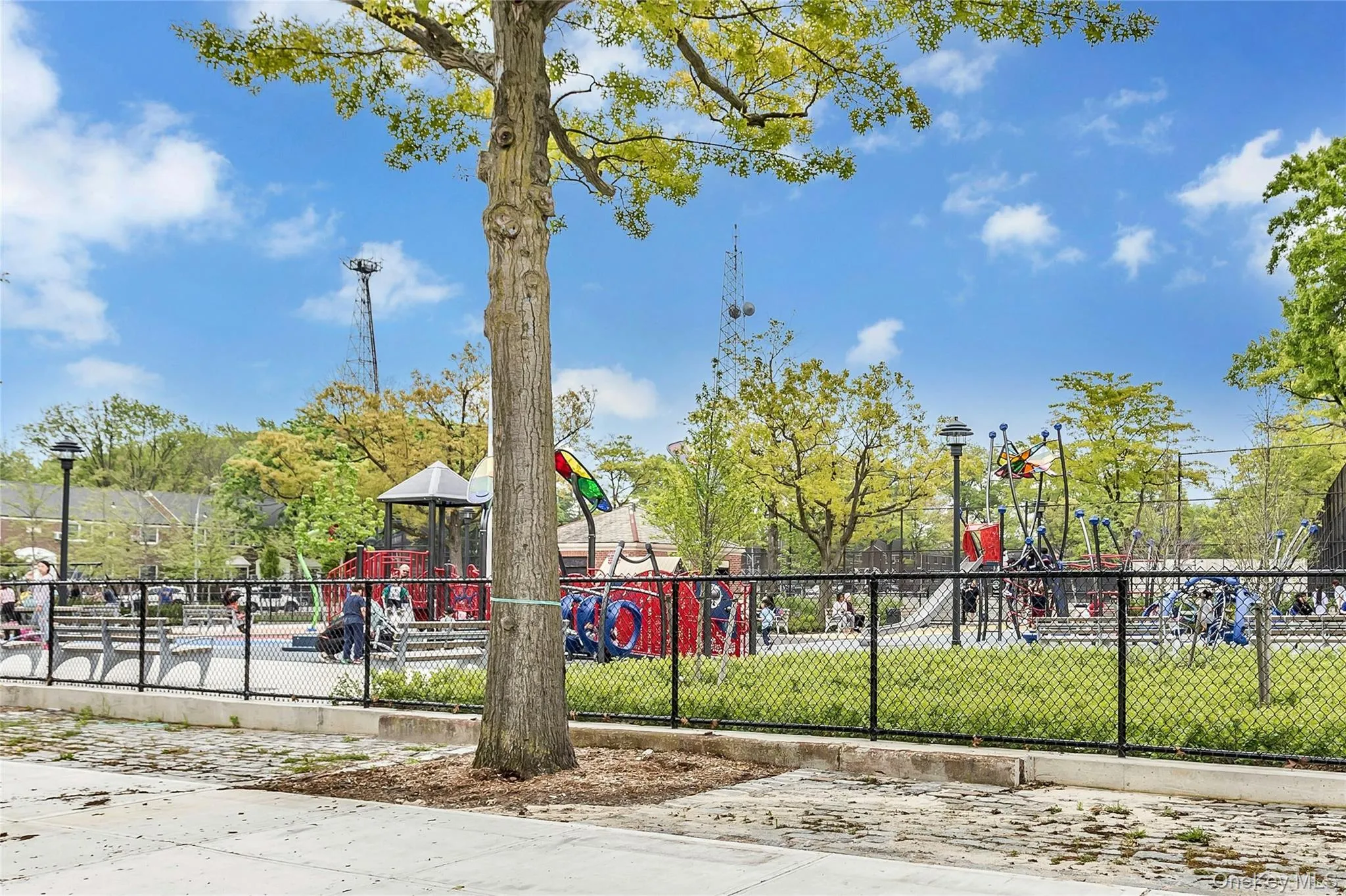 253-01 61st Avenue, New York, NY, 2 Bedrooms Bedrooms, 5 Rooms Rooms,1 BathroomBathrooms,Residential,For Rent,61st,0,1004141 253-01 61st Avenue, New York, NY, 2 Bedrooms Bedrooms, 5 Rooms Rooms,1 BathroomBathrooms,Residential,For Rent,61st,0,1004141