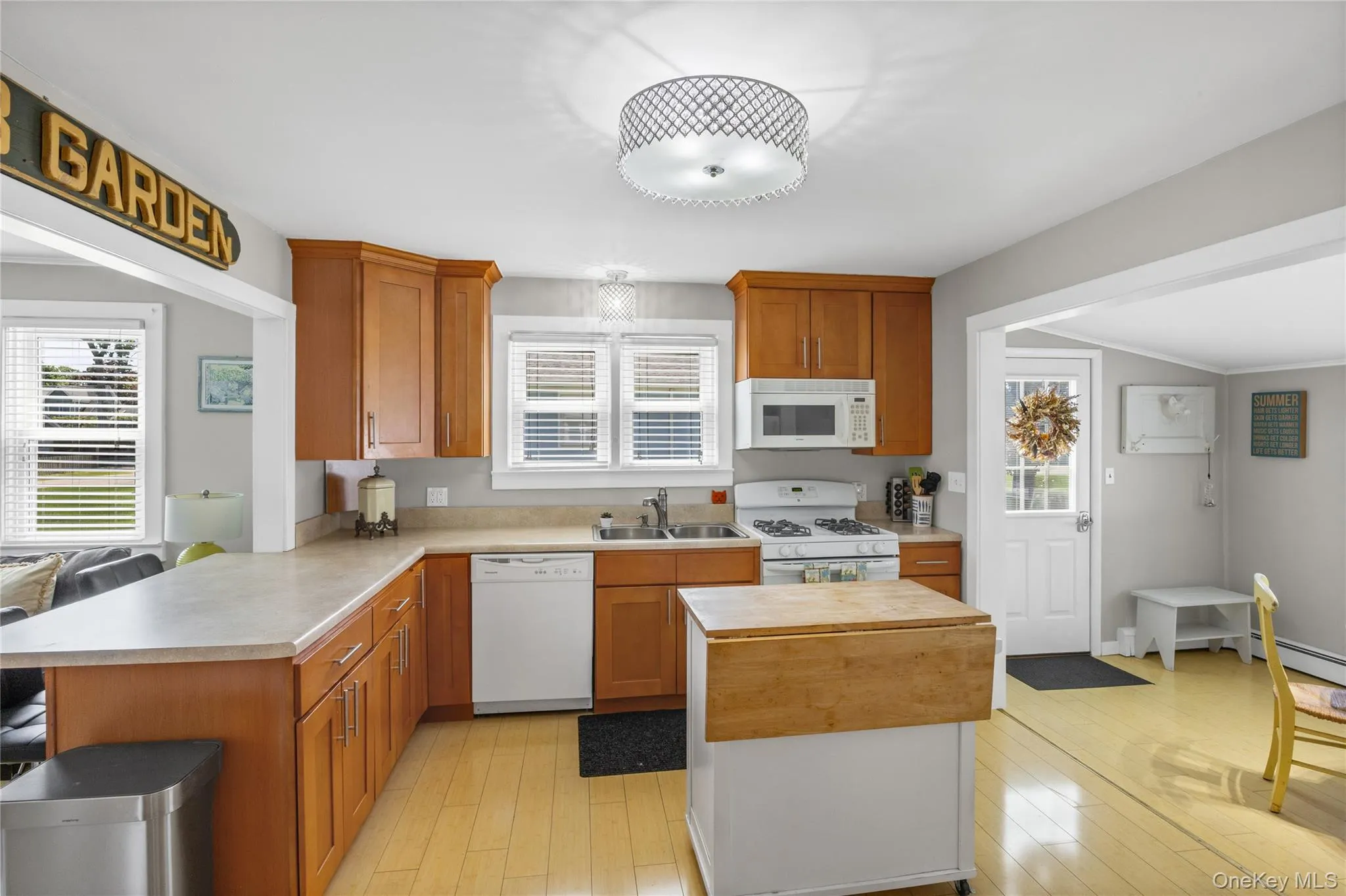83 Beach Road, Riverhead, NY, 1 Bedroom Bedrooms, 4 Rooms Rooms,1 BathroomBathrooms,Residential,For Rent,Beach,0,1004148 83 Beach Road, Riverhead, NY, 1 Bedroom Bedrooms, 4 Rooms Rooms,1 BathroomBathrooms,Residential,For Rent,Beach,0,1004148