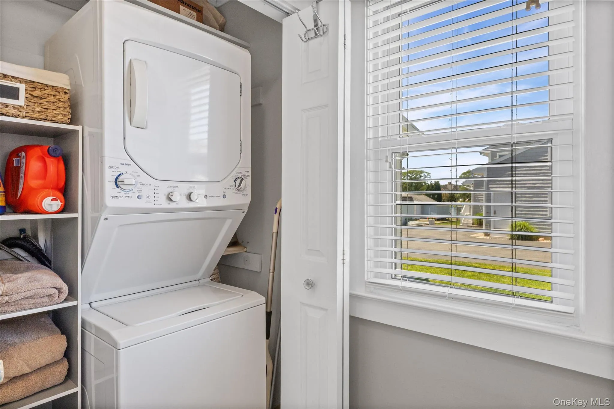 83 Beach Road, Riverhead, NY, 1 Bedroom Bedrooms, 4 Rooms Rooms,1 BathroomBathrooms,Residential,For Rent,Beach,0,1004148 83 Beach Road, Riverhead, NY, 1 Bedroom Bedrooms, 4 Rooms Rooms,1 BathroomBathrooms,Residential,For Rent,Beach,0,1004148