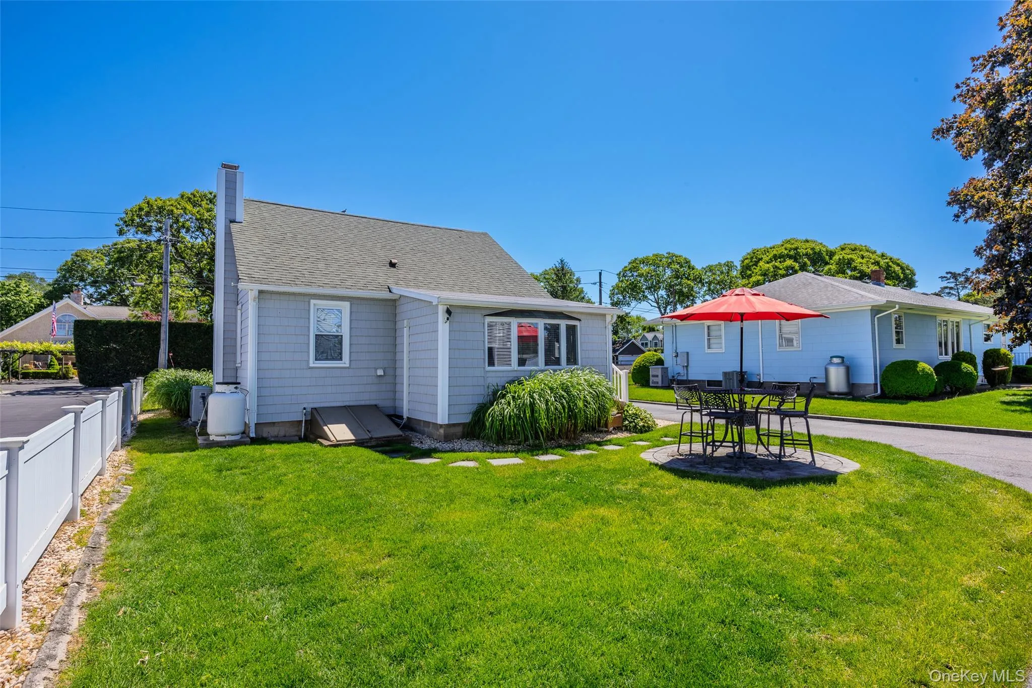 83 Beach Road, Riverhead, NY, 1 Bedroom Bedrooms, 4 Rooms Rooms,1 BathroomBathrooms,Residential,For Rent,Beach,0,1004148 83 Beach Road, Riverhead, NY, 1 Bedroom Bedrooms, 4 Rooms Rooms,1 BathroomBathrooms,Residential,For Rent,Beach,0,1004148