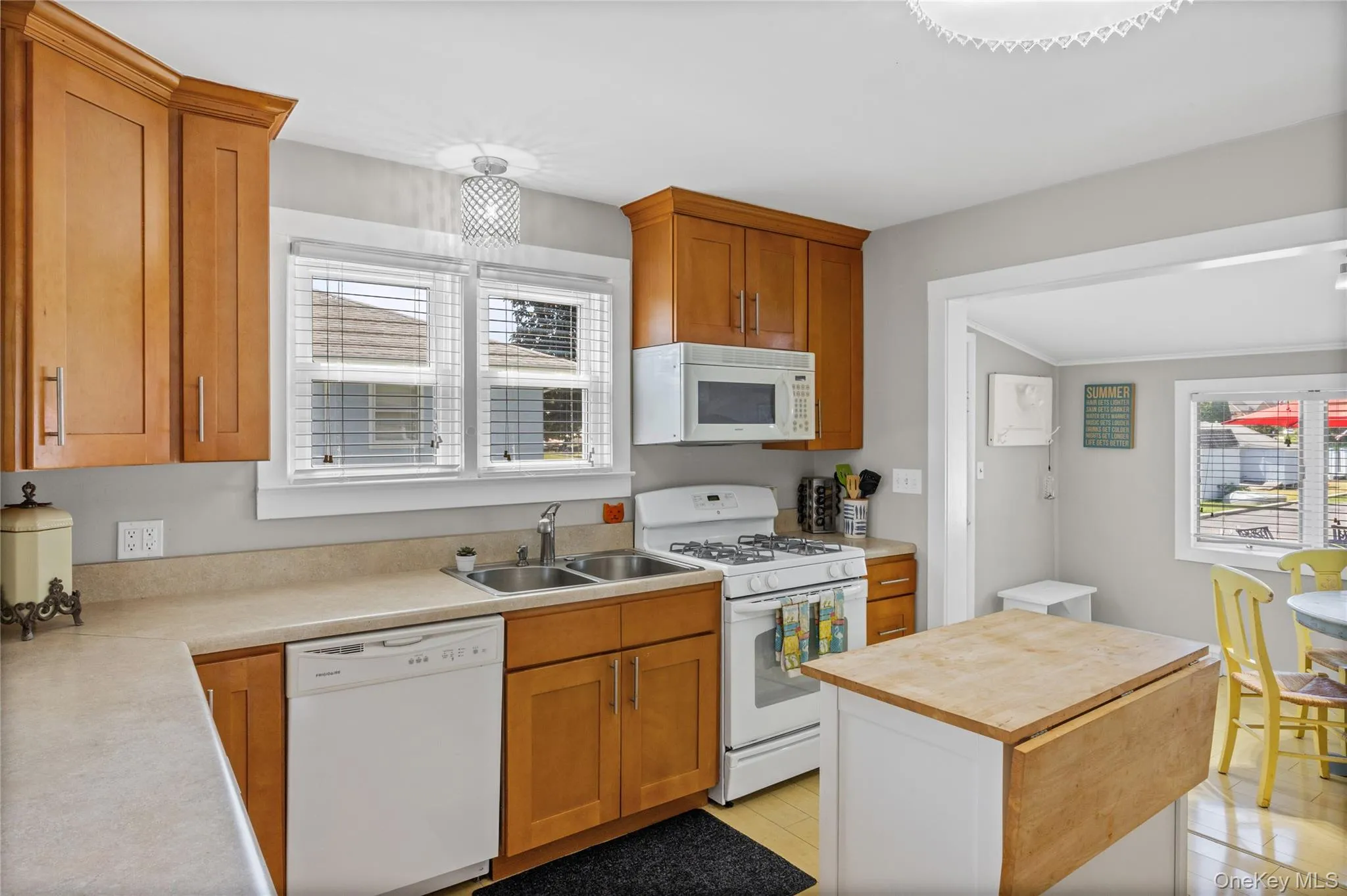 83 Beach Road, Riverhead, NY, 1 Bedroom Bedrooms, 4 Rooms Rooms,1 BathroomBathrooms,Residential,For Rent,Beach,0,1004148 83 Beach Road, Riverhead, NY, 1 Bedroom Bedrooms, 4 Rooms Rooms,1 BathroomBathrooms,Residential,For Rent,Beach,0,1004148