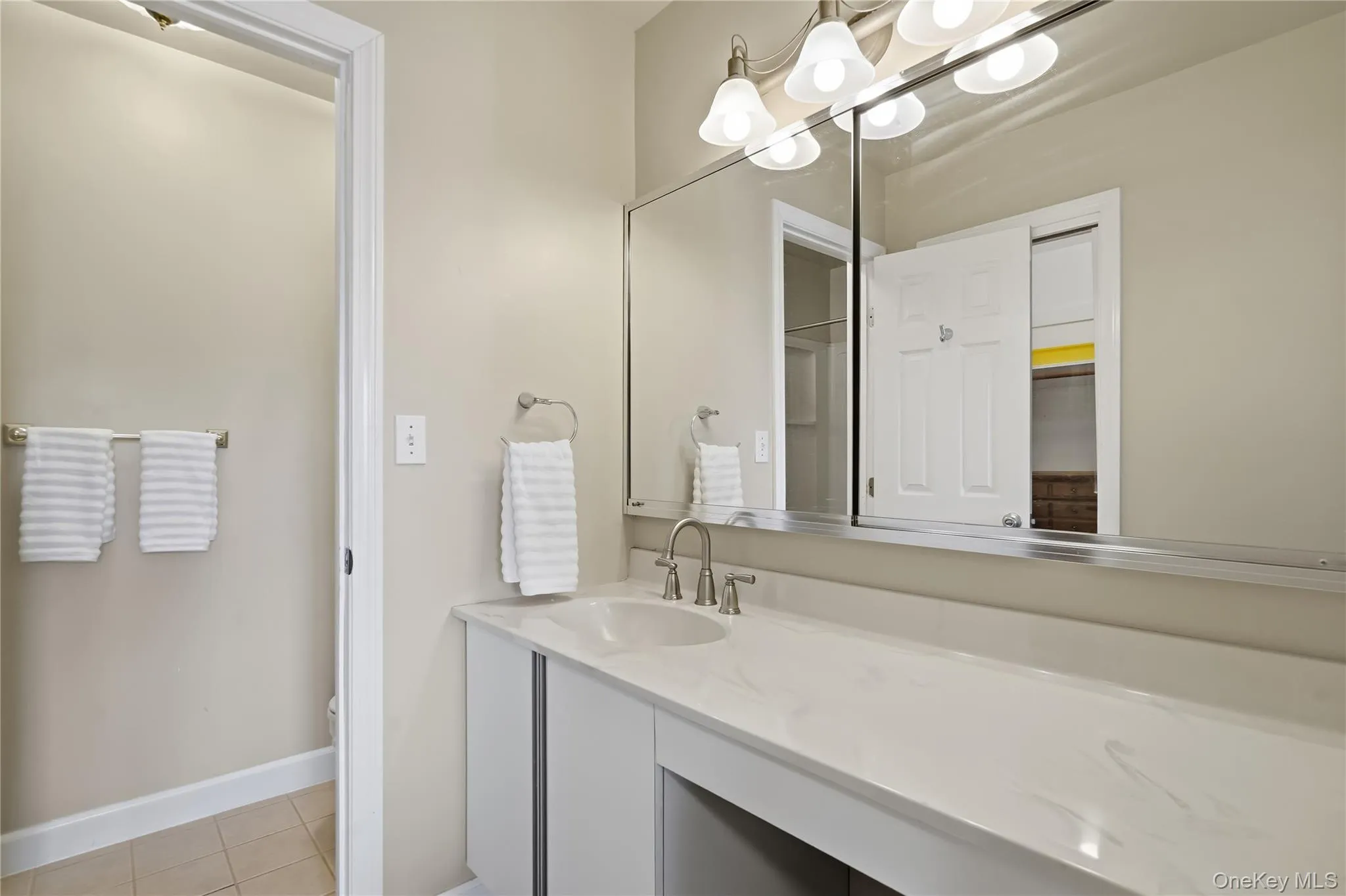 15 Park Drive, Mount Kisco, NY, 2 Bedrooms Bedrooms, 7 Rooms Rooms,2 BathroomsBathrooms,Residential,For Rent,Park,0,1004150 15 Park Drive, Mount Kisco, NY, 2 Bedrooms Bedrooms, 7 Rooms Rooms,2 BathroomsBathrooms,Residential,For Rent,Park,0,1004150