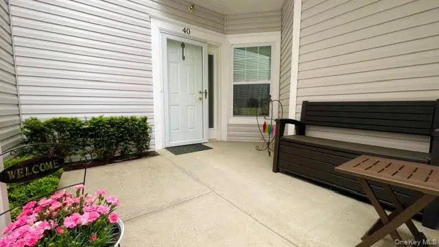 40 Greentree Court, Brookhaven, NY, 2 Bedrooms Bedrooms, 5 Rooms Rooms,2 BathroomsBathrooms,Residential,For Rent,Greentree,0,1004153 40 Greentree Court, Brookhaven, NY, 2 Bedrooms Bedrooms, 5 Rooms Rooms,2 BathroomsBathrooms,Residential,For Rent,Greentree,0,1004153