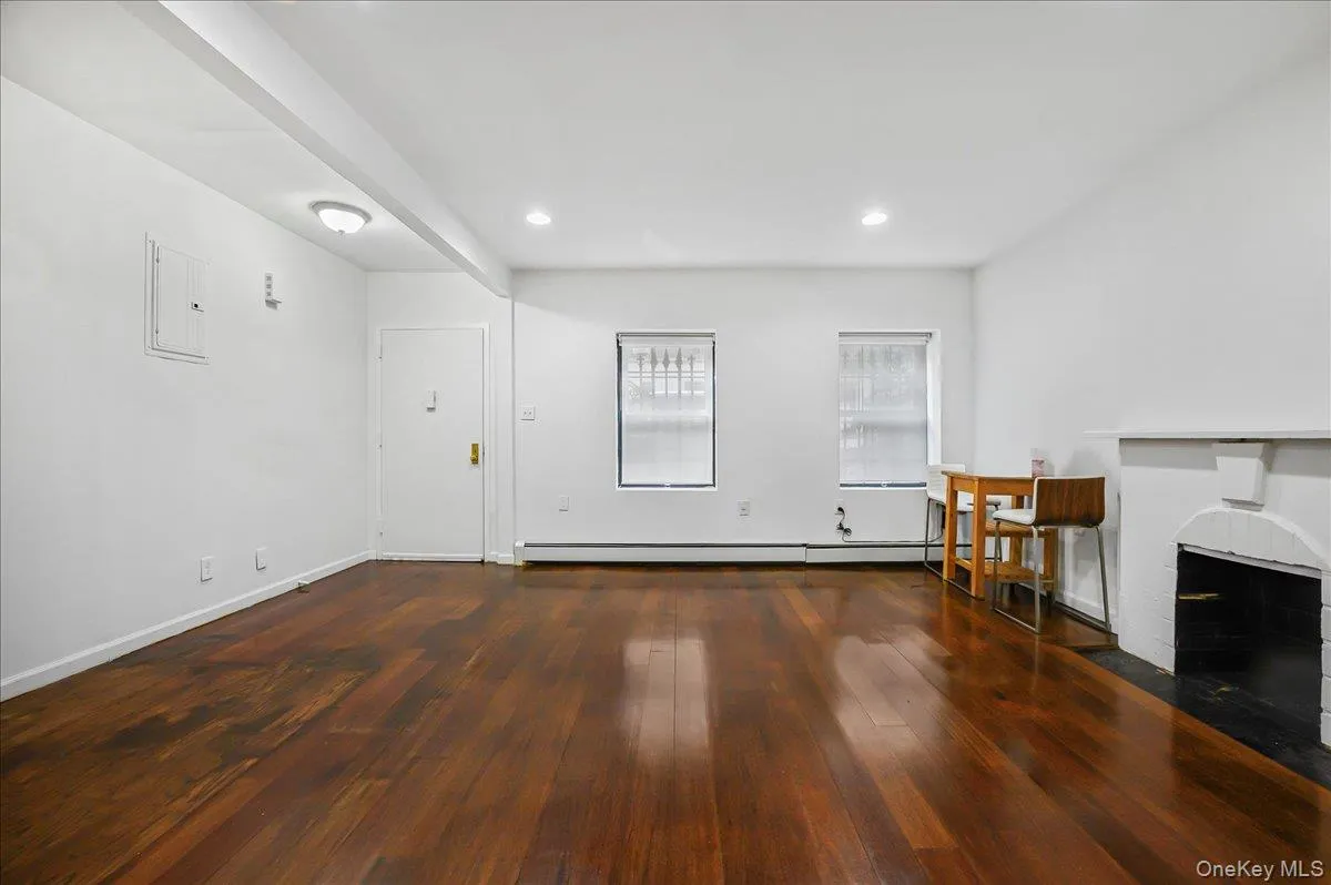 53 Linden Street, New York, NY, 1 Room Rooms,1 BathroomBathrooms,Residential Lease,For Rent,Linden,0,1004155 53 Linden Street, New York, NY, 1 Room Rooms,1 BathroomBathrooms,Residential Lease,For Rent,Linden,0,1004155