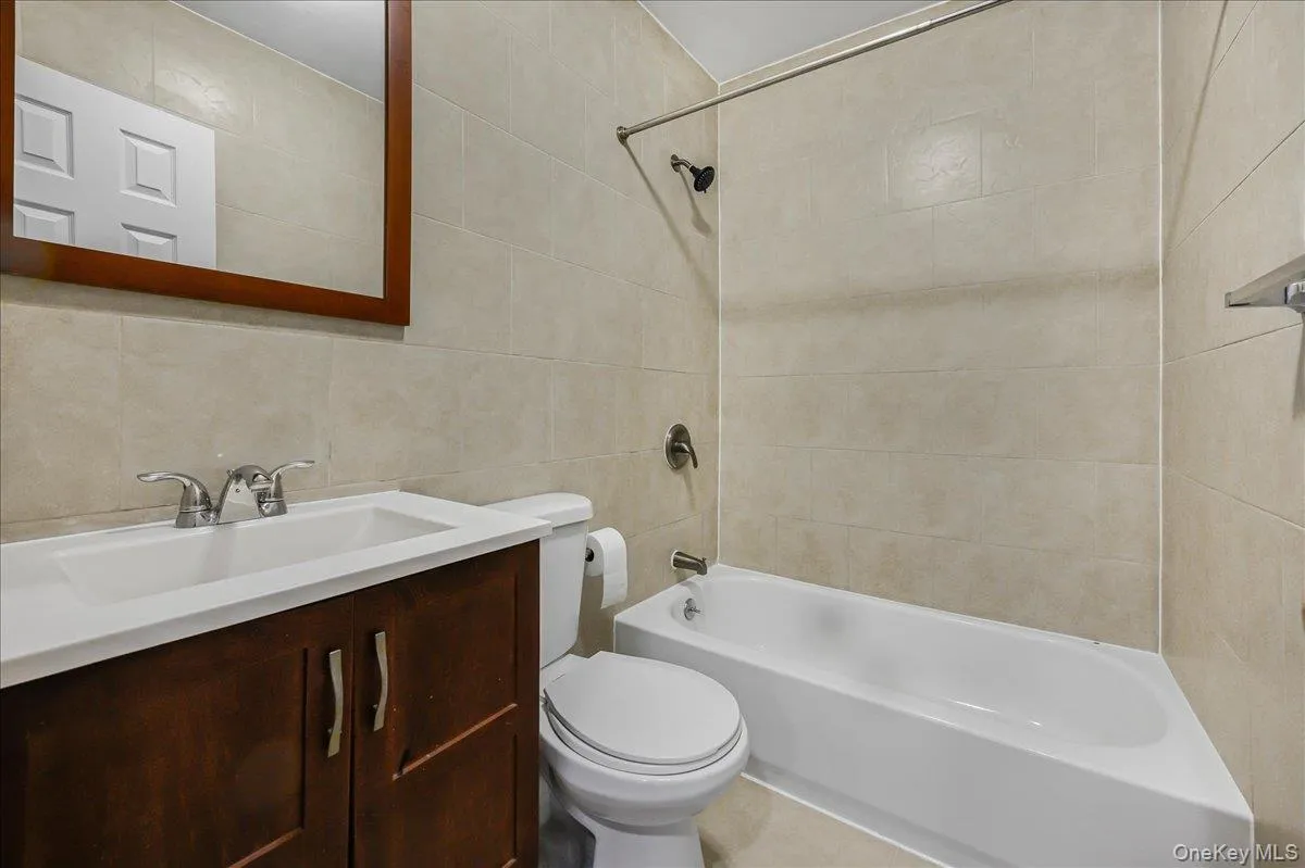 53 Linden Street, New York, NY, 1 Room Rooms,1 BathroomBathrooms,Residential Lease,For Rent,Linden,0,1004155 53 Linden Street, New York, NY, 1 Room Rooms,1 BathroomBathrooms,Residential Lease,For Rent,Linden,0,1004155