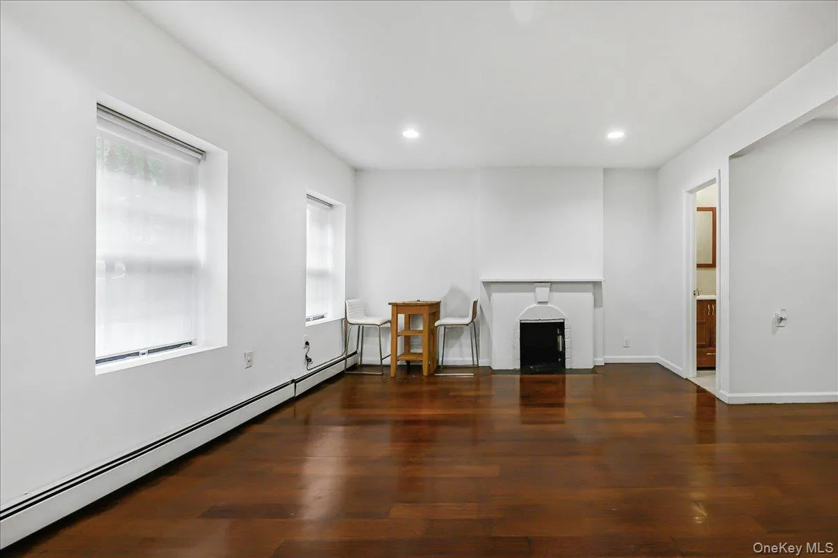 53 Linden Street, New York, NY, 1 Room Rooms,1 BathroomBathrooms,Residential Lease,For Rent,Linden,0,1004155 53 Linden Street, New York, NY, 1 Room Rooms,1 BathroomBathrooms,Residential Lease,For Rent,Linden,0,1004155