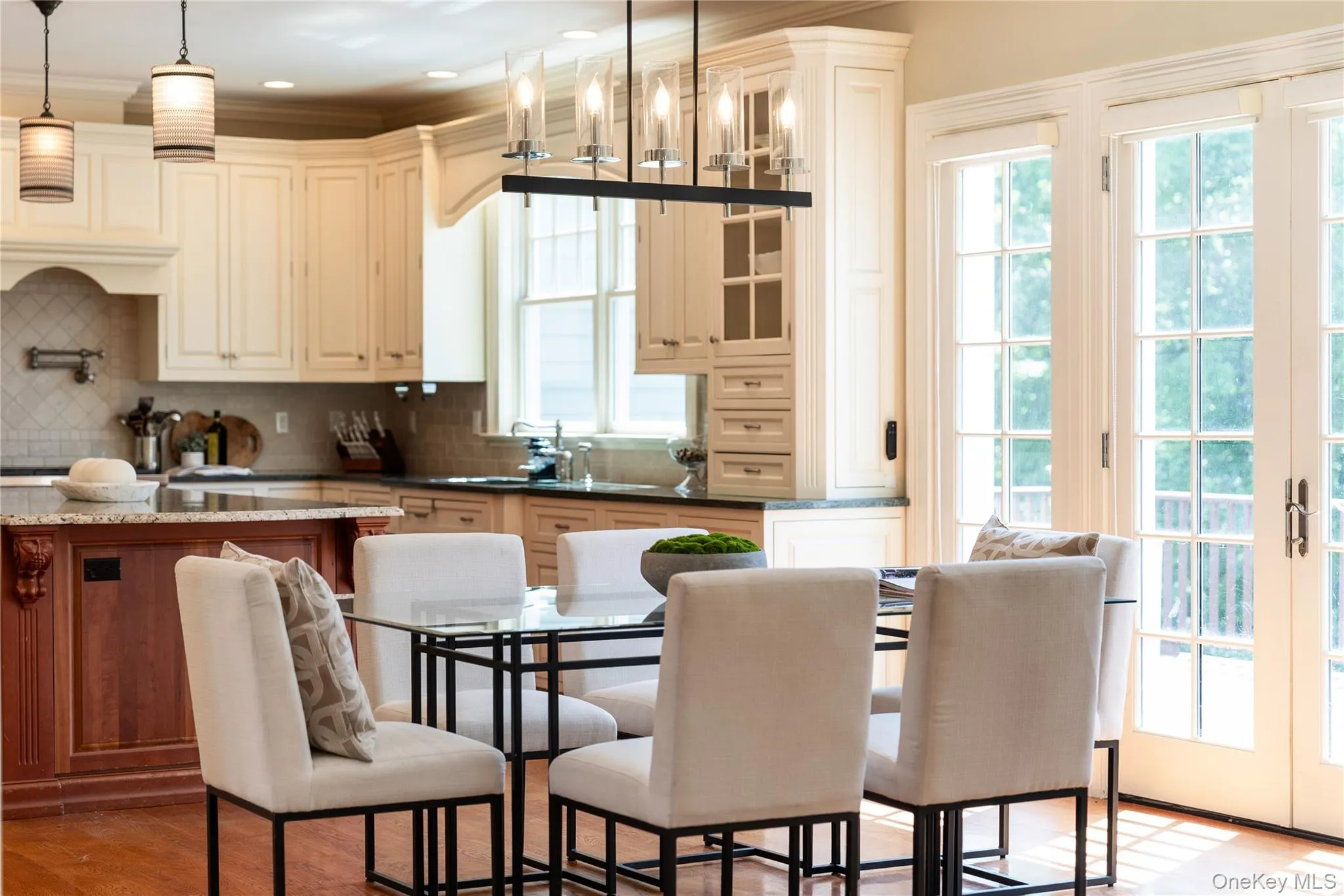 Breakfast room Breakfast room