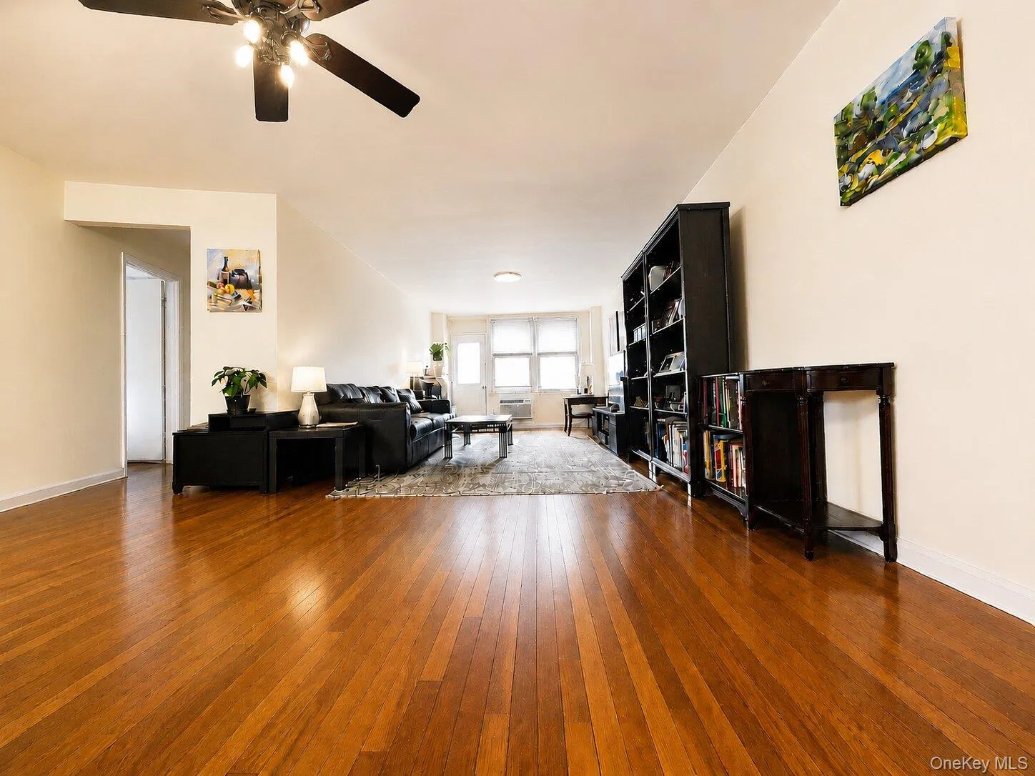 60-11 Broadway, New York, NY, 3 Bedrooms Bedrooms, 6 Rooms Rooms,2 BathroomsBathrooms,Residential,For Rent,Broadway,0,1004158 60-11 Broadway, New York, NY, 3 Bedrooms Bedrooms, 6 Rooms Rooms,2 BathroomsBathrooms,Residential,For Rent,Broadway,0,1004158