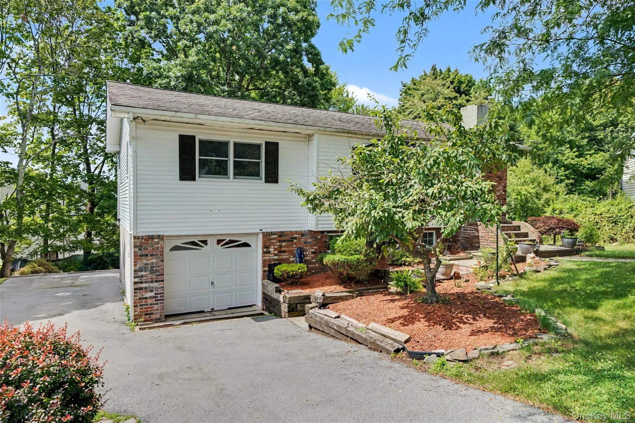 1 Austin Court, Monroe, NY, 3 Bedrooms Bedrooms, 6 Rooms Rooms,2 BathroomsBathrooms,Residential,For Rent,Austin,0,1004165 1 Austin Court, Monroe, NY, 3 Bedrooms Bedrooms, 6 Rooms Rooms,2 BathroomsBathrooms,Residential,For Rent,Austin,0,1004165