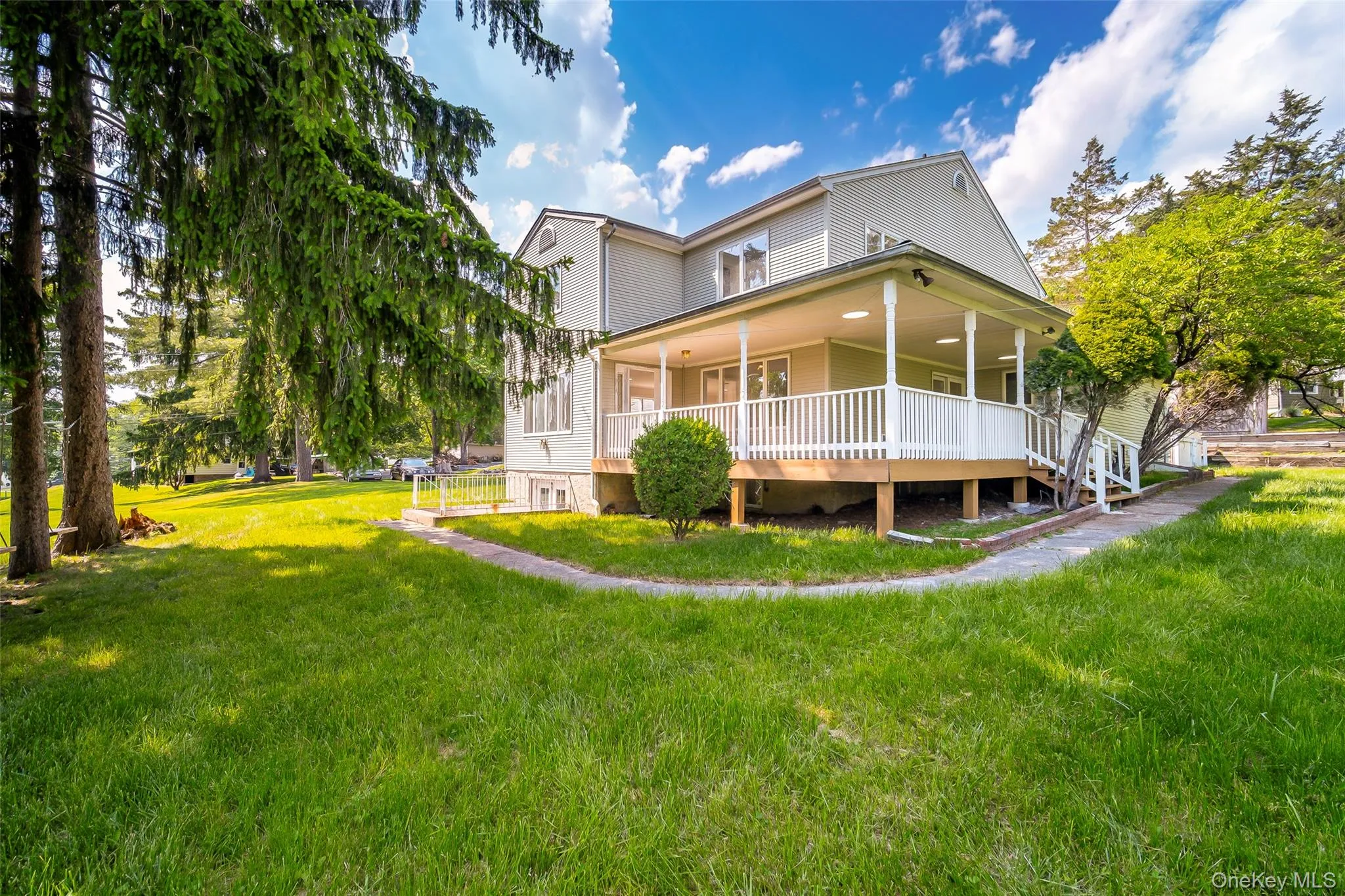 3 Knapp Lane, Clarkstown, NY, 5 Bedrooms Bedrooms, 13 Rooms Rooms,3 BathroomsBathrooms,Residential,For Rent,Knapp,0,1004166 3 Knapp Lane, Clarkstown, NY, 5 Bedrooms Bedrooms, 13 Rooms Rooms,3 BathroomsBathrooms,Residential,For Rent,Knapp,0,1004166