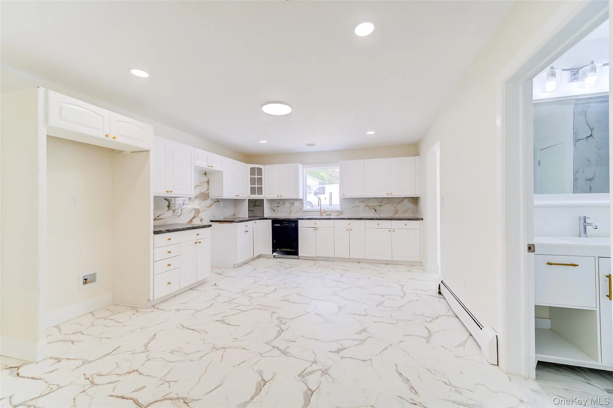 3 Knapp Lane, Clarkstown, NY, 5 Bedrooms Bedrooms, 13 Rooms Rooms,3 BathroomsBathrooms,Residential,For Rent,Knapp,0,1004166 3 Knapp Lane, Clarkstown, NY, 5 Bedrooms Bedrooms, 13 Rooms Rooms,3 BathroomsBathrooms,Residential,For Rent,Knapp,0,1004166