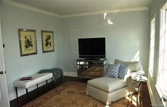 Spacious seating area in master bedroom suite... Spacious seating area in master bedroom suite...