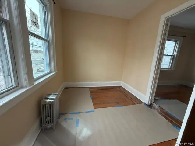 2823 Lasalle Avenue, New York, NY, 2 Bedrooms Bedrooms, 4 Rooms Rooms,1 BathroomBathrooms,Residential Lease,For Rent,Lasalle,0,1004169 2823 Lasalle Avenue, New York, NY, 2 Bedrooms Bedrooms, 4 Rooms Rooms,1 BathroomBathrooms,Residential Lease,For Rent,Lasalle,0,1004169