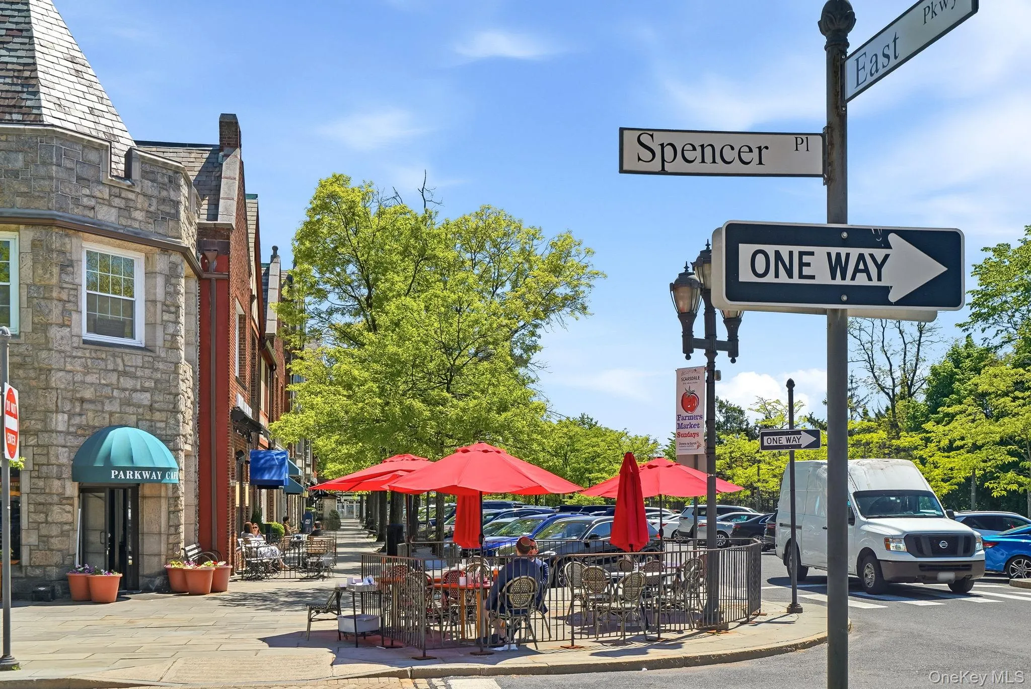 Outdoor dining and walkable village streets create the perfect small-town atmosphere. Outdoor dining and walkable village streets create the perfect small-town atmosphere.