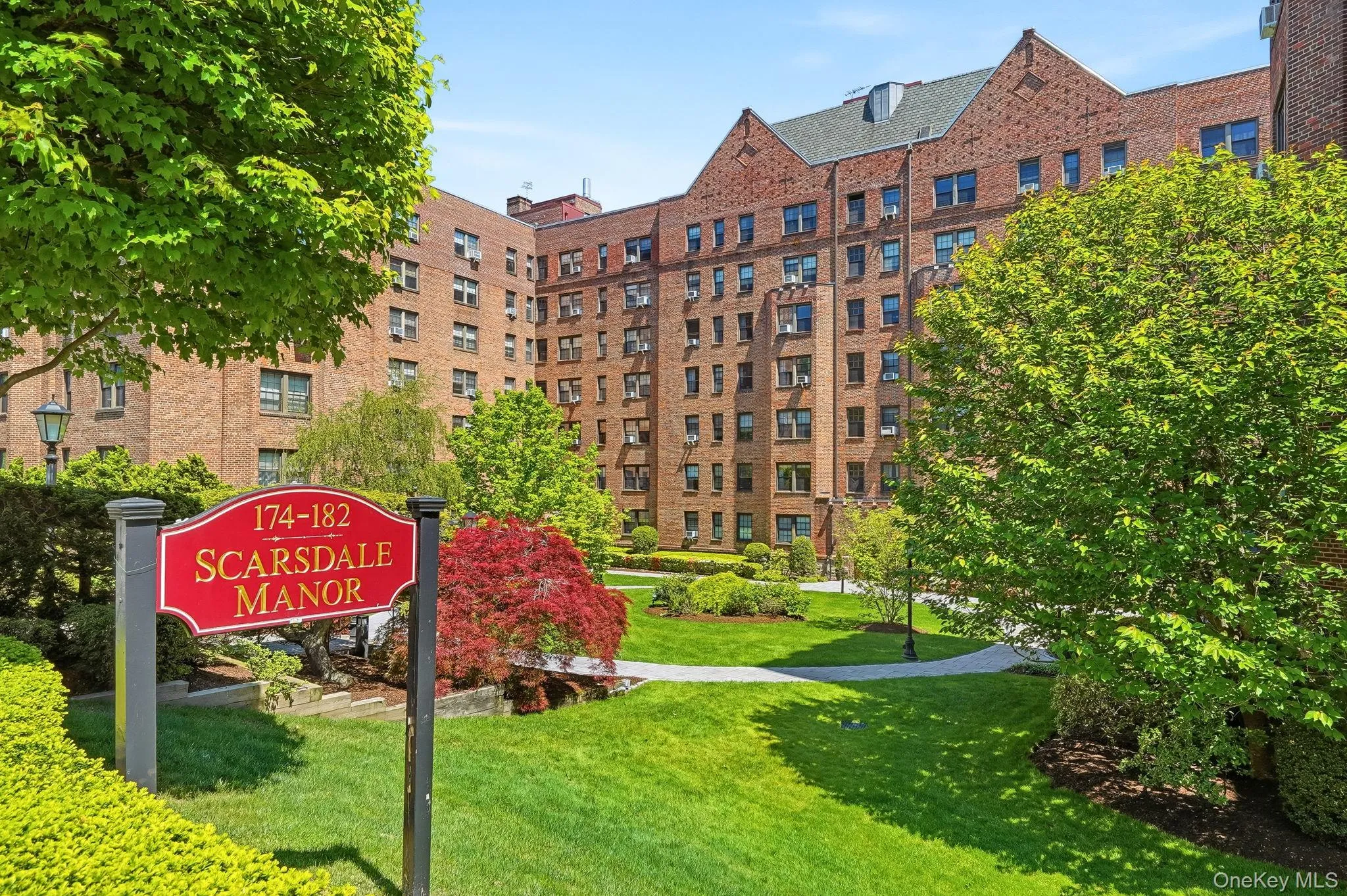 Welcome to Scarsdale Manor! Welcome to Scarsdale Manor!