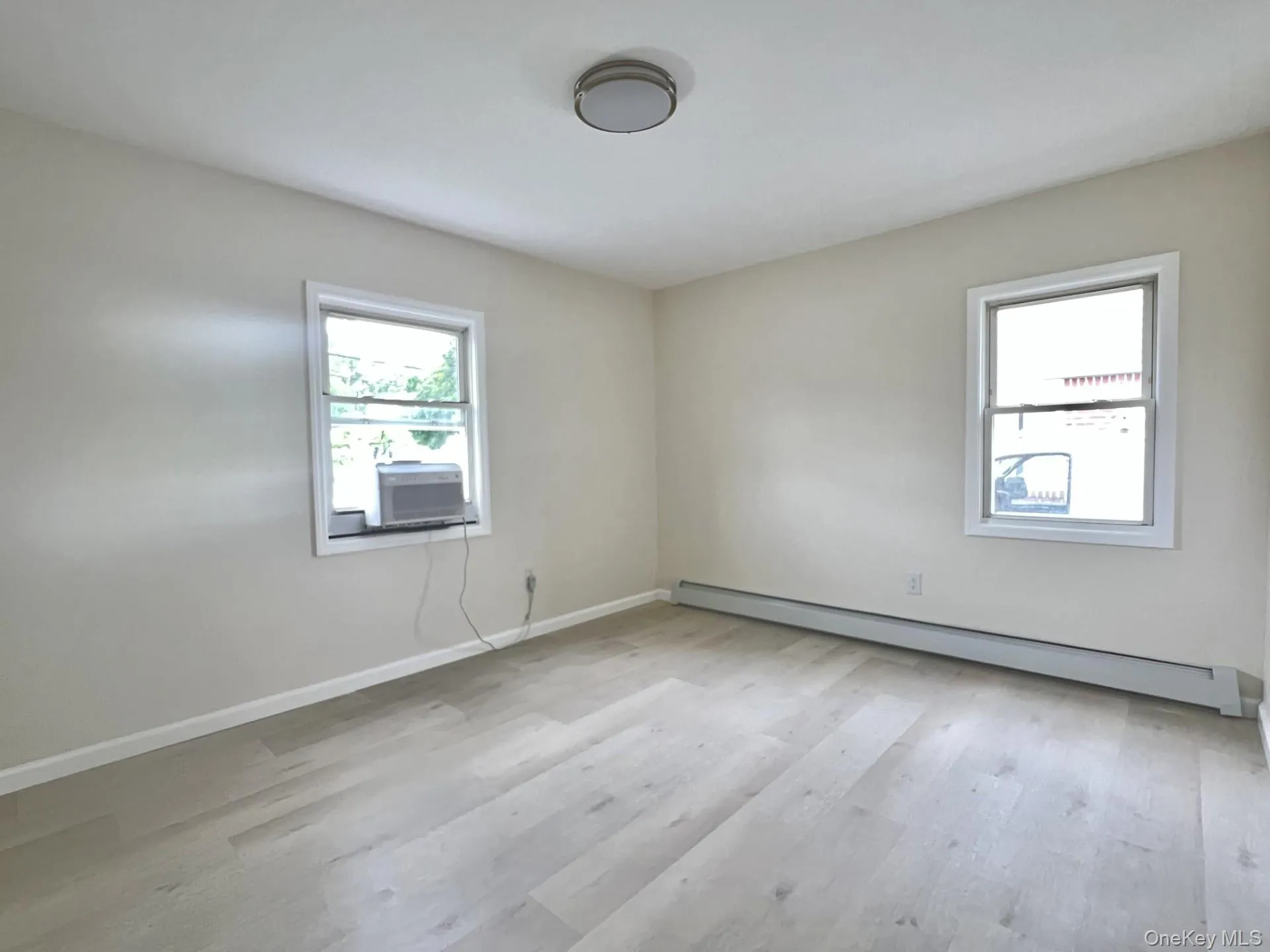 33 Cherry Lane, North Hempstead, NY, 4 Bedrooms Bedrooms, 8 Rooms Rooms,2 BathroomsBathrooms,Residential Lease,For Rent,Cherry,0,1004174 33 Cherry Lane, North Hempstead, NY, 4 Bedrooms Bedrooms, 8 Rooms Rooms,2 BathroomsBathrooms,Residential Lease,For Rent,Cherry,0,1004174