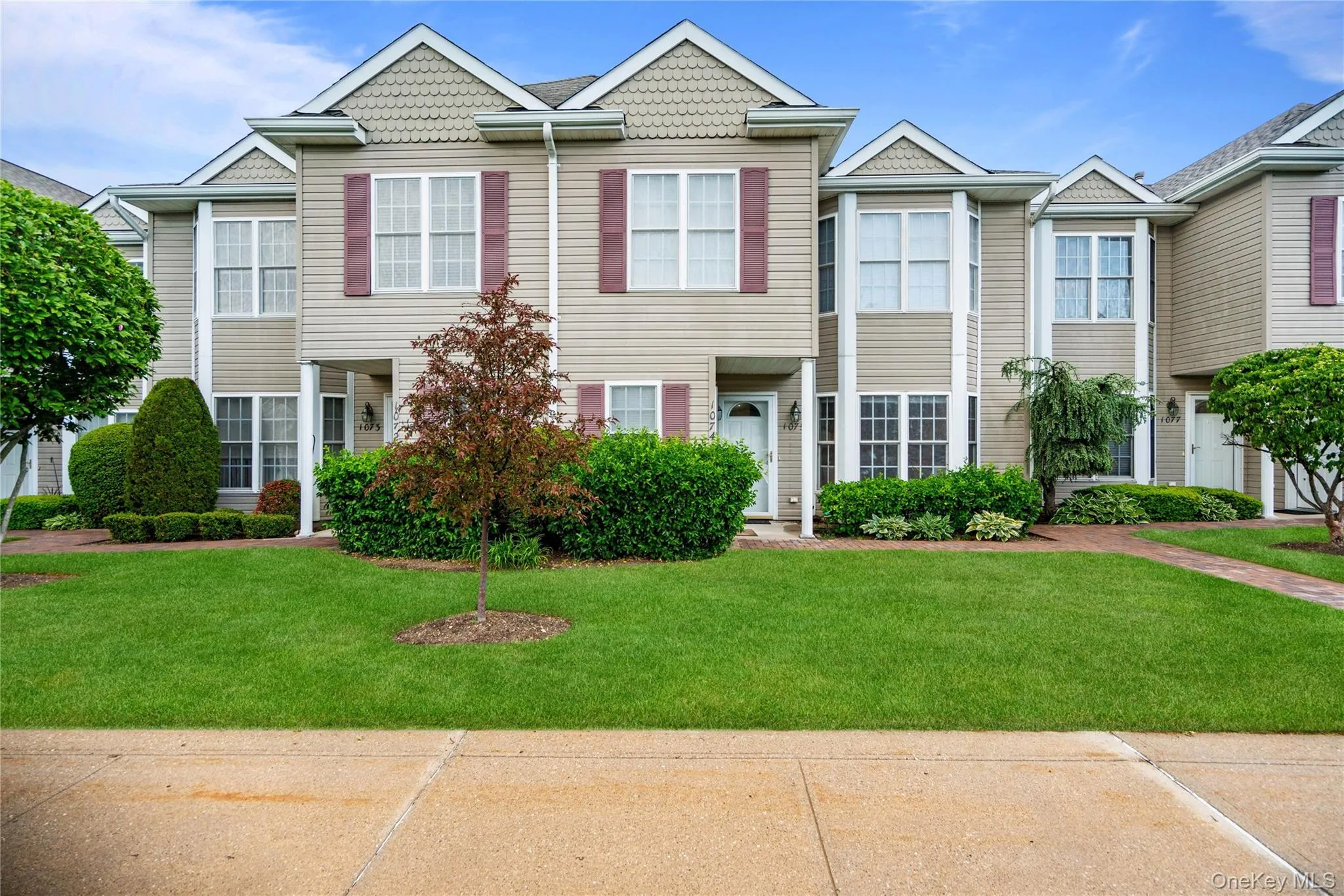 1075 Savoy Drive, Huntington, NY, 2 Bedrooms Bedrooms, 8 Rooms Rooms,2 BathroomsBathrooms,Residential,For Rent,Savoy,0,1004175 1075 Savoy Drive, Huntington, NY, 2 Bedrooms Bedrooms, 8 Rooms Rooms,2 BathroomsBathrooms,Residential,For Rent,Savoy,0,1004175