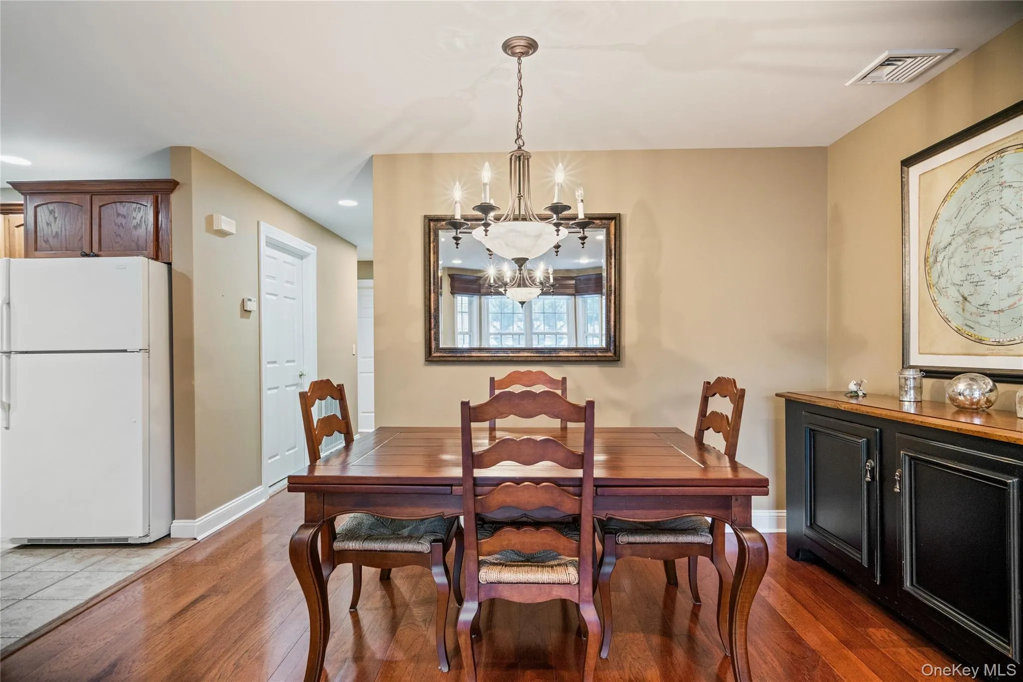 1075 Savoy Drive, Huntington, NY, 2 Bedrooms Bedrooms, 8 Rooms Rooms,2 BathroomsBathrooms,Residential,For Rent,Savoy,0,1004175 1075 Savoy Drive, Huntington, NY, 2 Bedrooms Bedrooms, 8 Rooms Rooms,2 BathroomsBathrooms,Residential,For Rent,Savoy,0,1004175