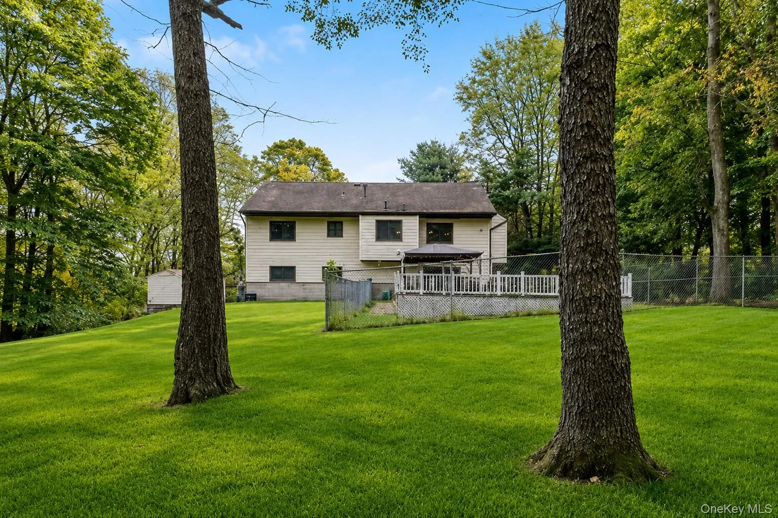 383 Route 32, Woodbury, NY, 4 Bedrooms Bedrooms, 10 Rooms Rooms,3 BathroomsBathrooms,Residential,For Rent,Route 32,0,1004180 383 Route 32, Woodbury, NY, 4 Bedrooms Bedrooms, 10 Rooms Rooms,3 BathroomsBathrooms,Residential,For Rent,Route 32,0,1004180