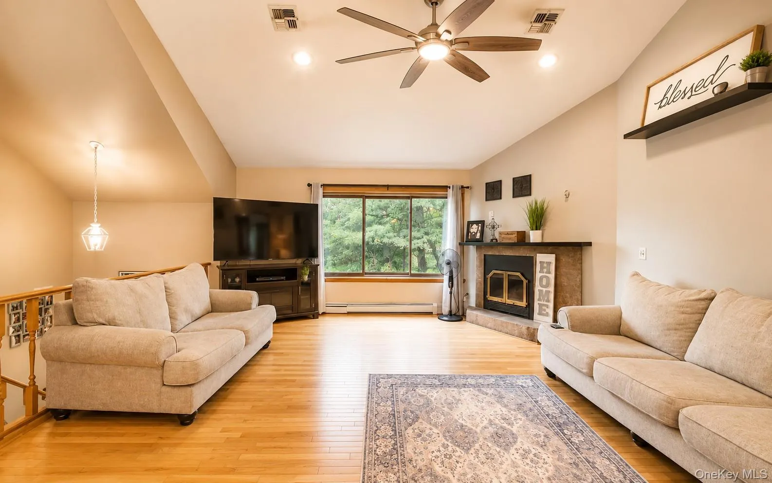 383 Route 32, Woodbury, NY, 4 Bedrooms Bedrooms, 10 Rooms Rooms,3 BathroomsBathrooms,Residential,For Rent,Route 32,0,1004180 383 Route 32, Woodbury, NY, 4 Bedrooms Bedrooms, 10 Rooms Rooms,3 BathroomsBathrooms,Residential,For Rent,Route 32,0,1004180