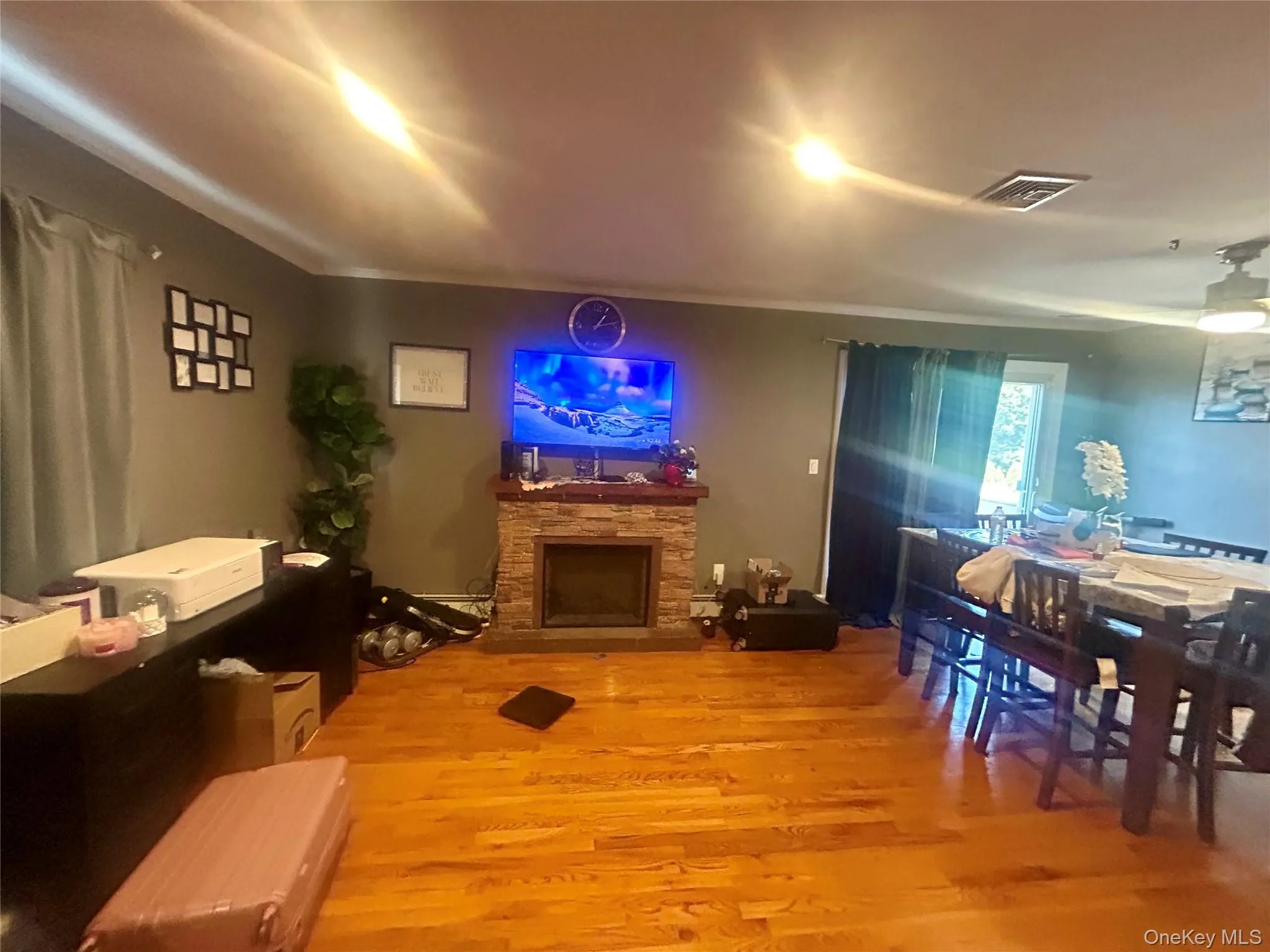 50 Sand Street, Oyster Bay, NY, 3 Bedrooms Bedrooms, 6 Rooms Rooms,1 BathroomBathrooms,Residential Lease,For Rent,Sand,0,1004181 50 Sand Street, Oyster Bay, NY, 3 Bedrooms Bedrooms, 6 Rooms Rooms,1 BathroomBathrooms,Residential Lease,For Rent,Sand,0,1004181