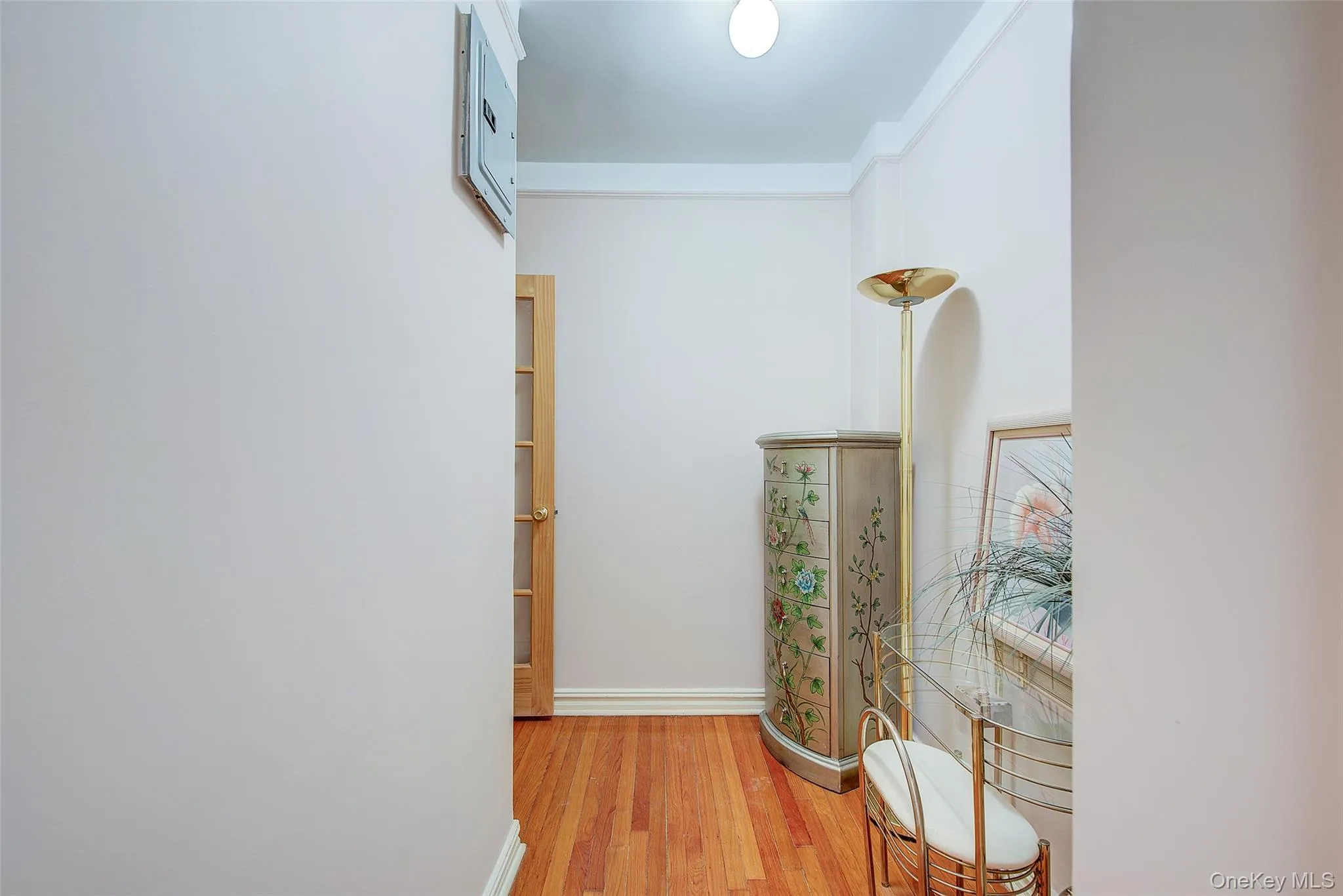 77-35 113th Street, New York, NY, 2 Rooms Rooms,1 BathroomBathrooms,Residential,For Rent,113th,0,1004182 77-35 113th Street, New York, NY, 2 Rooms Rooms,1 BathroomBathrooms,Residential,For Rent,113th,0,1004182