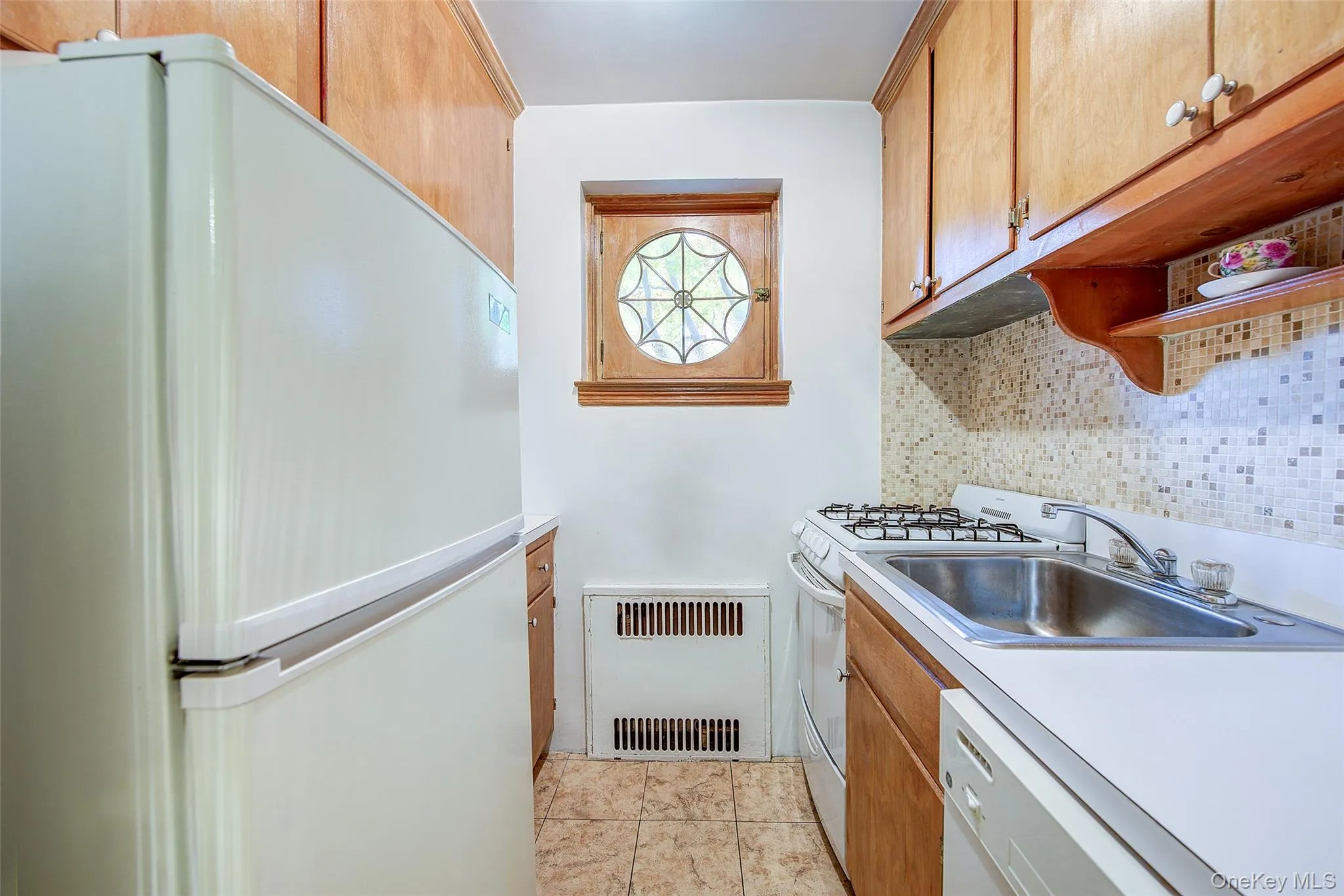 77-35 113th Street, New York, NY, 2 Rooms Rooms,1 BathroomBathrooms,Residential,For Rent,113th,0,1004182 77-35 113th Street, New York, NY, 2 Rooms Rooms,1 BathroomBathrooms,Residential,For Rent,113th,0,1004182