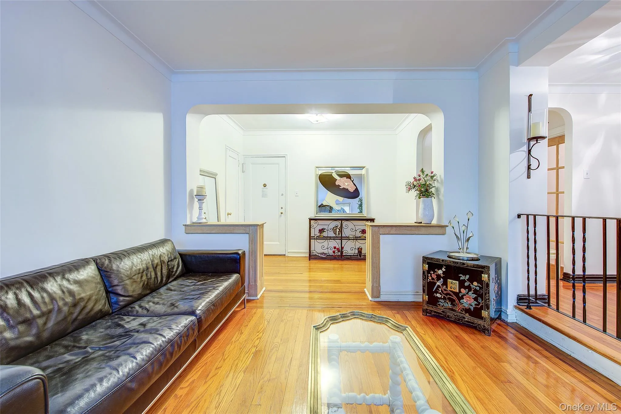77-35 113th Street, New York, NY, 2 Rooms Rooms,1 BathroomBathrooms,Residential,For Rent,113th,0,1004182 77-35 113th Street, New York, NY, 2 Rooms Rooms,1 BathroomBathrooms,Residential,For Rent,113th,0,1004182