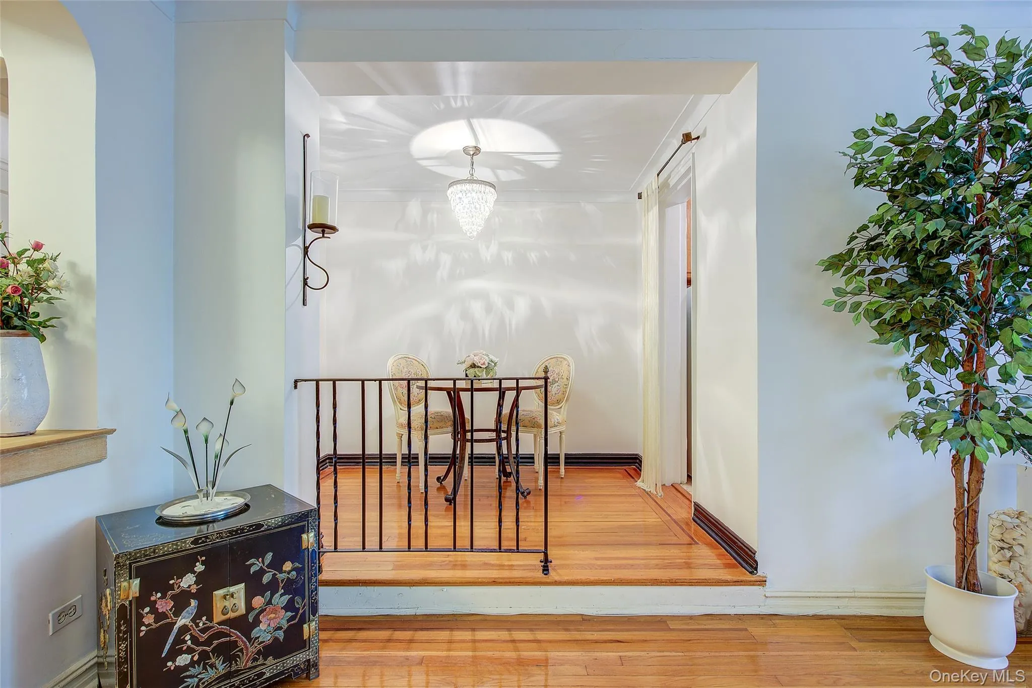 77-35 113th Street, New York, NY, 2 Rooms Rooms,1 BathroomBathrooms,Residential,For Rent,113th,0,1004182 77-35 113th Street, New York, NY, 2 Rooms Rooms,1 BathroomBathrooms,Residential,For Rent,113th,0,1004182