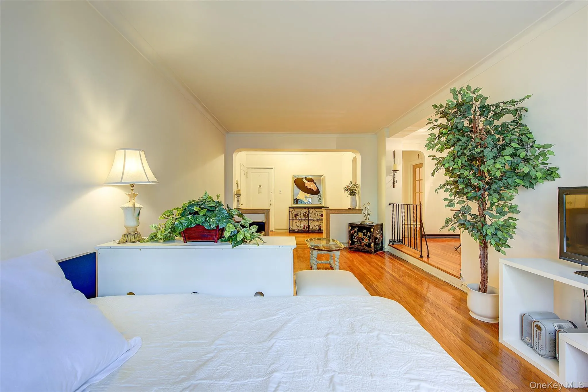 77-35 113th Street, New York, NY, 2 Rooms Rooms,1 BathroomBathrooms,Residential,For Rent,113th,0,1004182 77-35 113th Street, New York, NY, 2 Rooms Rooms,1 BathroomBathrooms,Residential,For Rent,113th,0,1004182