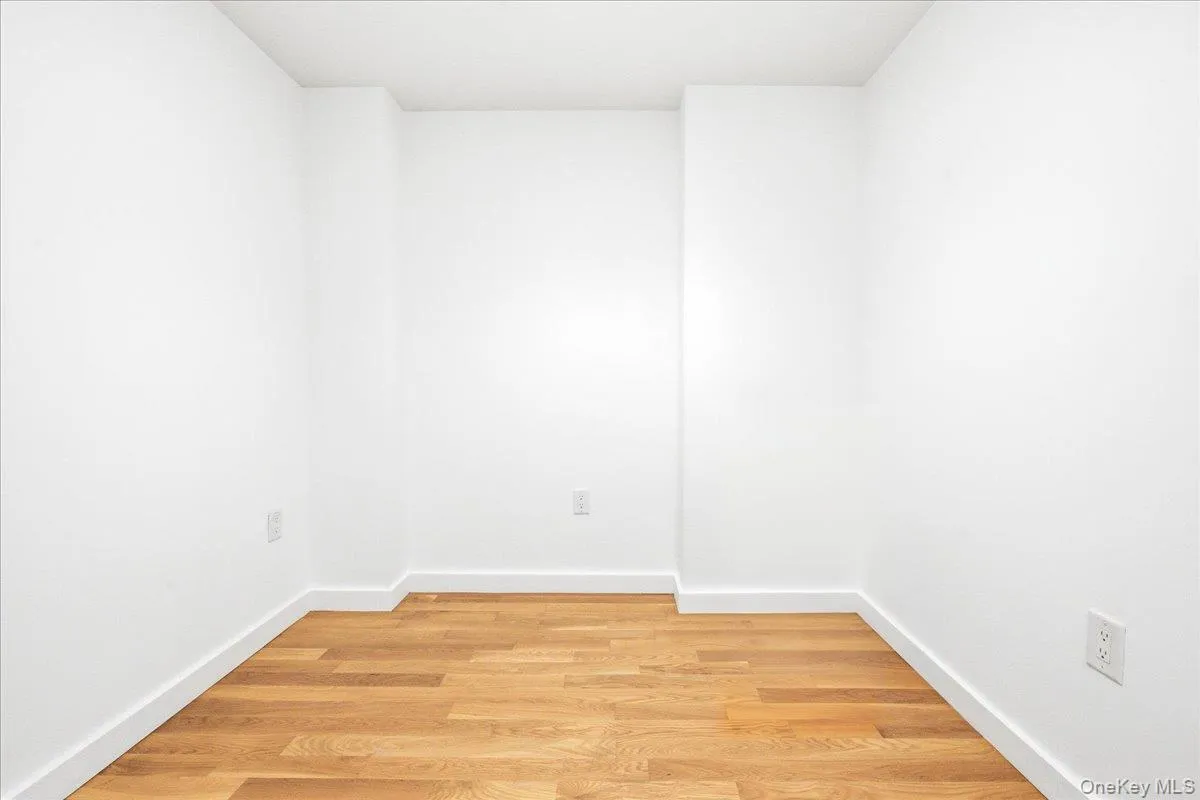 106-20 70th Avenue, New York, NY, 3 Rooms Rooms,1 BathroomBathrooms,Residential,For Rent,70th,0,1004184 106-20 70th Avenue, New York, NY, 3 Rooms Rooms,1 BathroomBathrooms,Residential,For Rent,70th,0,1004184