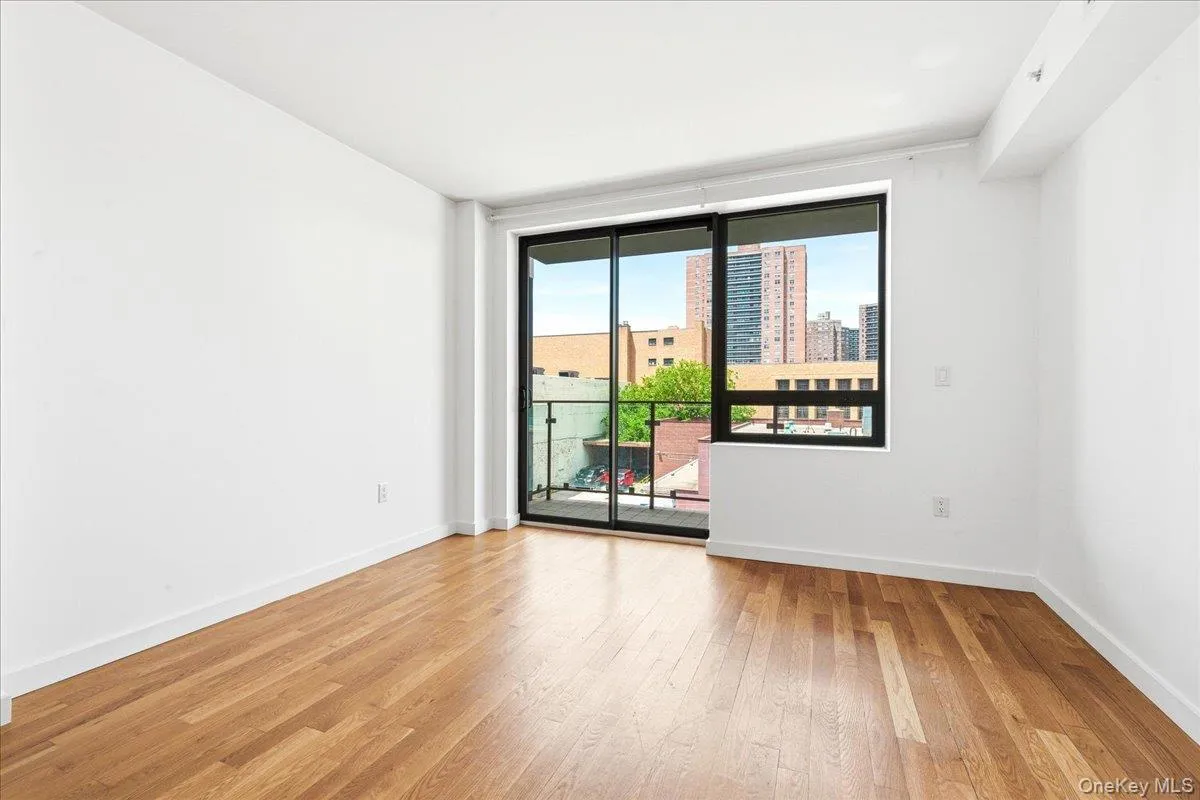 106-20 70th Avenue, New York, NY, 3 Rooms Rooms,1 BathroomBathrooms,Residential,For Rent,70th,0,1004184 106-20 70th Avenue, New York, NY, 3 Rooms Rooms,1 BathroomBathrooms,Residential,For Rent,70th,0,1004184
